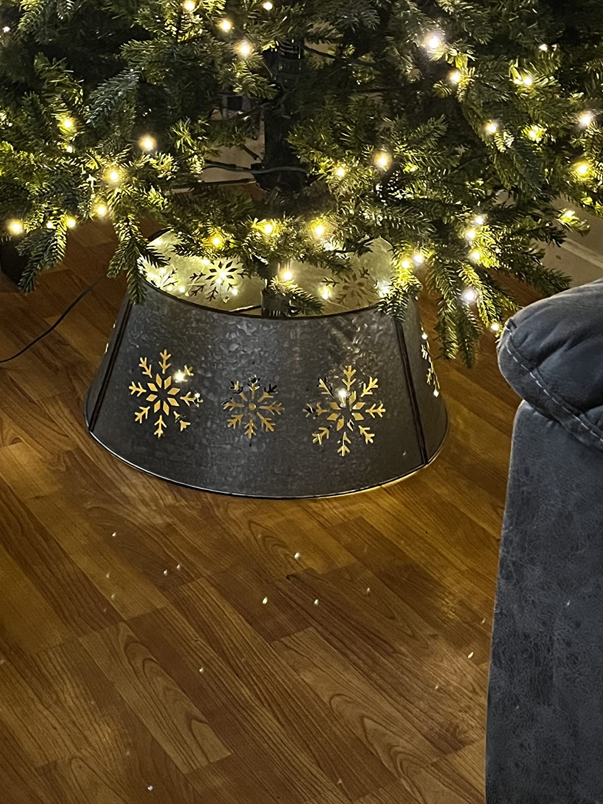 8/mo Finance Glitzhome Snowflake Diecut Galvanized Tree Collar Metal