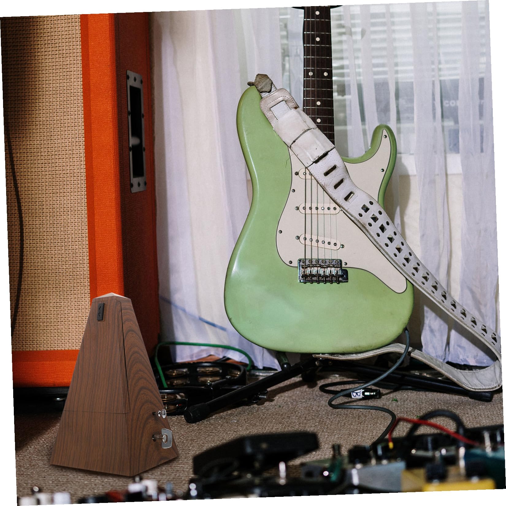 ERINGOGO Metrónomo Mecánico de Torre de Madera Diseño Antideslizante, Ritmo Preciso y Tempo Estable para Instrumentos Musicales como Guitarra y Piano