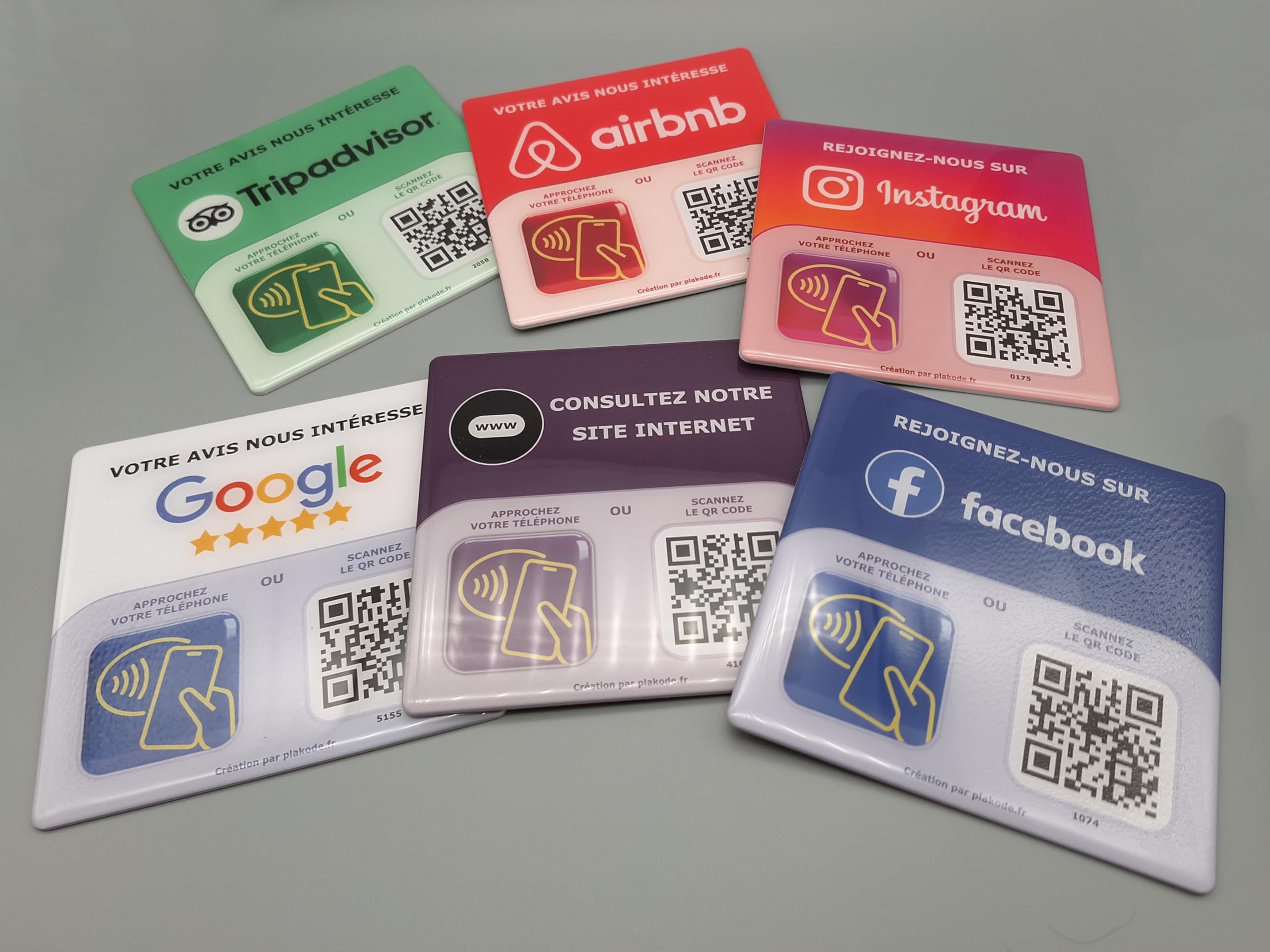 Plaque NFC et QR Code Avis Google - 12x12cm - Optimisez votre visibilité sur Google - Pour commerces et restaurants