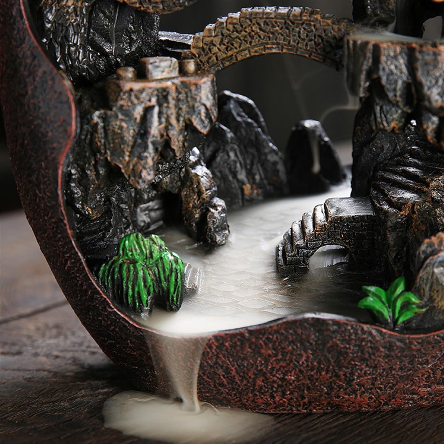 Incense Burner Waterfall Backflow Incense Burner Creative Home Decor Incense Holder Portable Resin Censer Mountain River Handicraft Incense Holders