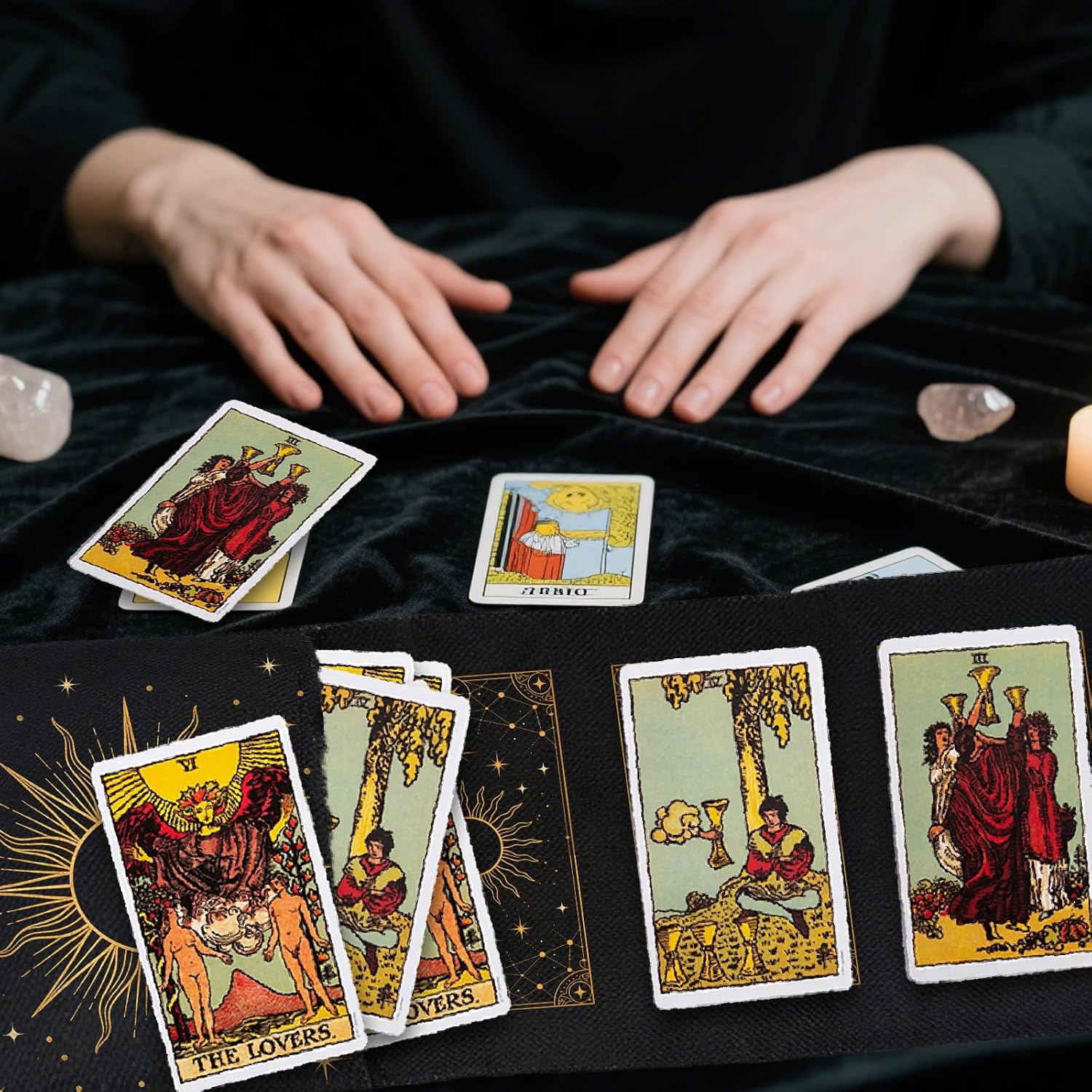 GLOBLELAND 2 Pcs Hands Palm Tarot Card Holder image 4