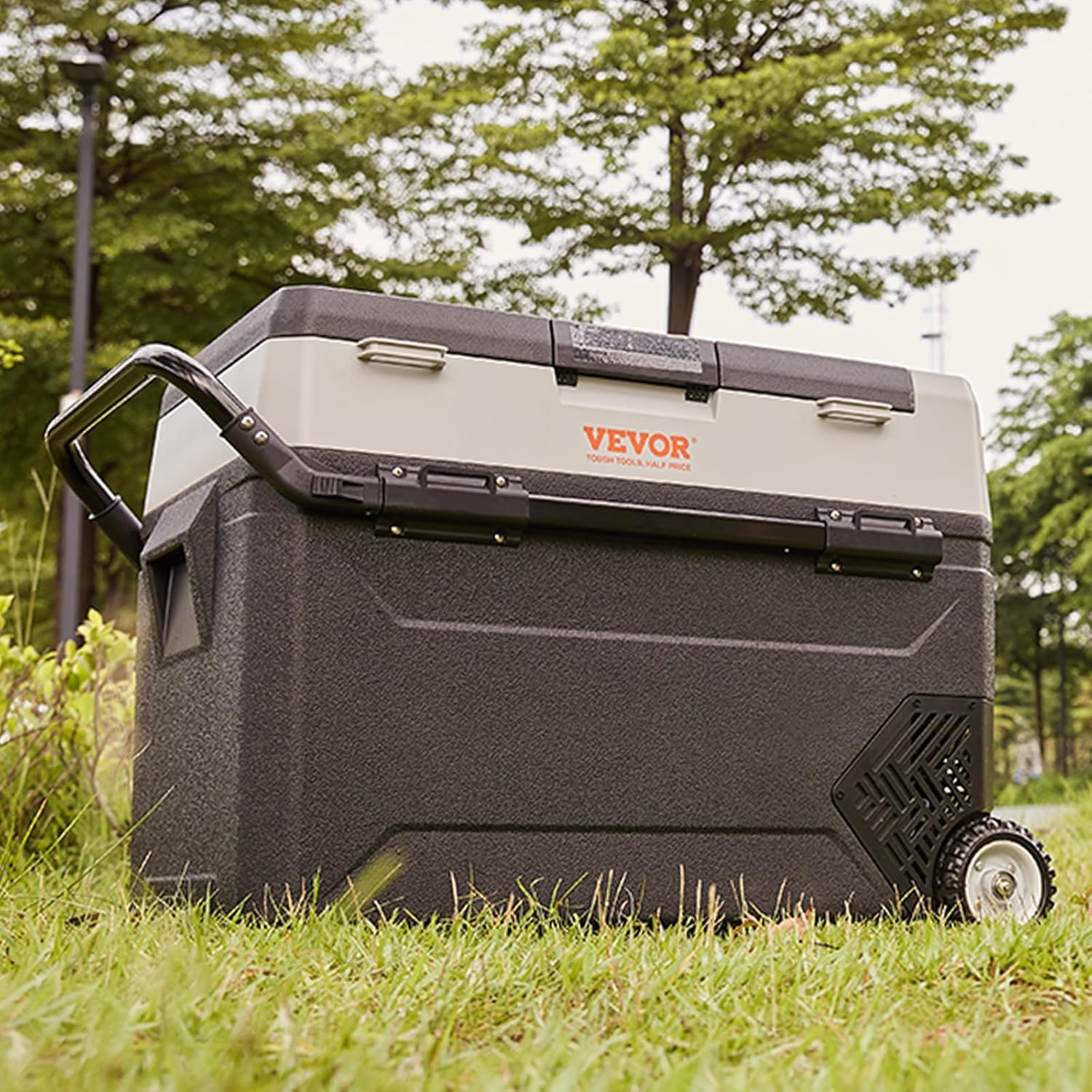 VEVOR Frigo Portatile per Auto, 53 Litri Frigorifero Compressore Congelatore Elettrico CC e CA per Campeggio con Manico Telescopico e Ruote 0,6kW.h da -20°C a 10°C Regolabile per Auto Camion Barca