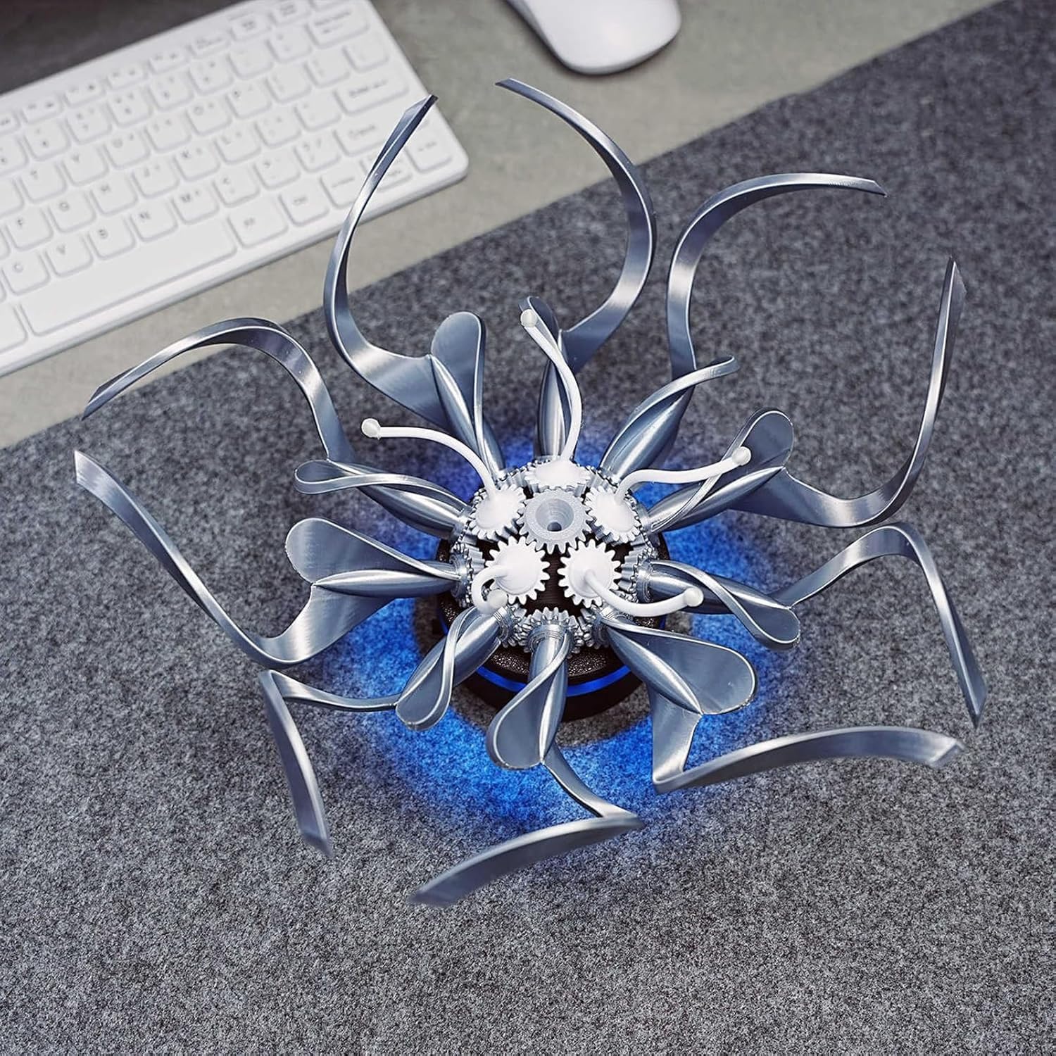 Fiori meccanici conservanti per desktop, lampada da tavolo a spirale a LED con telecomando, dimmerazione RGB a colori, modalità di illuminazione ambientale e modalità multiple commutabili, luminosità
