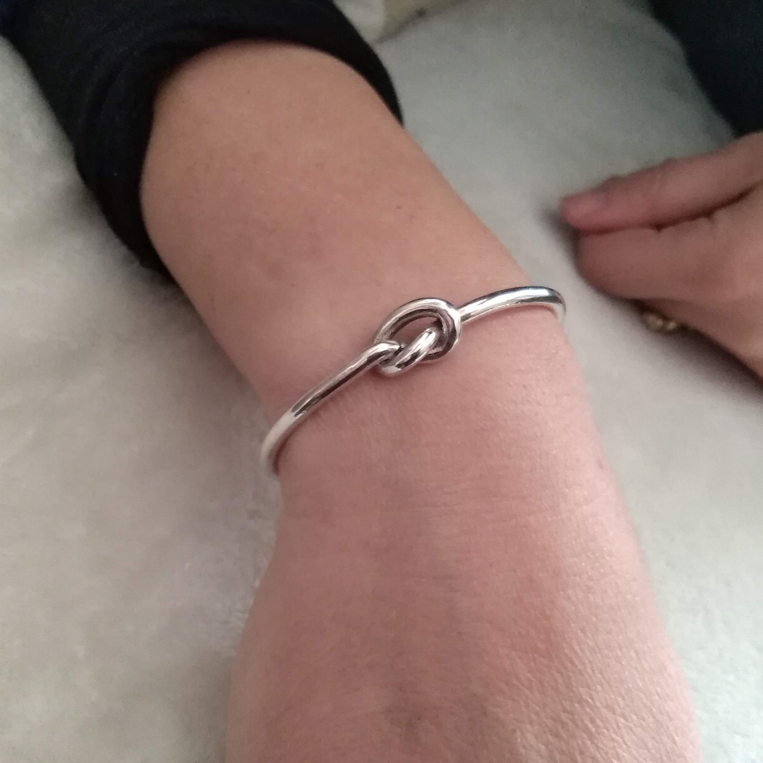 BRACCIALE FILO RIGIDO con NODO in ARGENTO 925 MASSICCIO