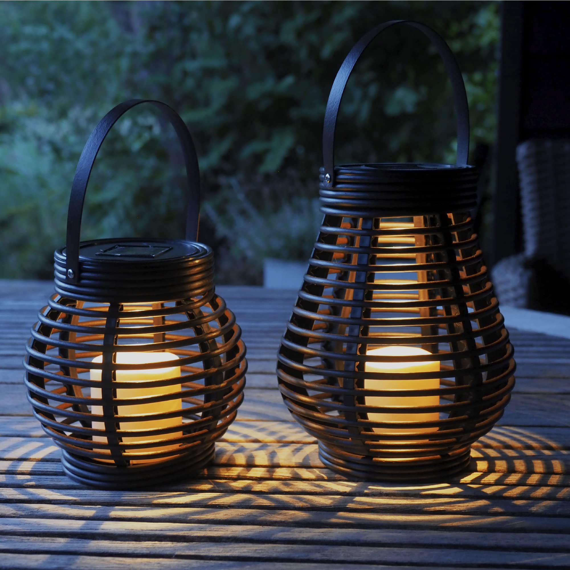 Gadgy Solar Laternen für Außen 2er Set – Wetterfeste LED Solarlampen für Garten, Balkon & Terrasse – Dekorative Solarleuchten in Tropfen- & Kugelform mit Warmweißem Licht