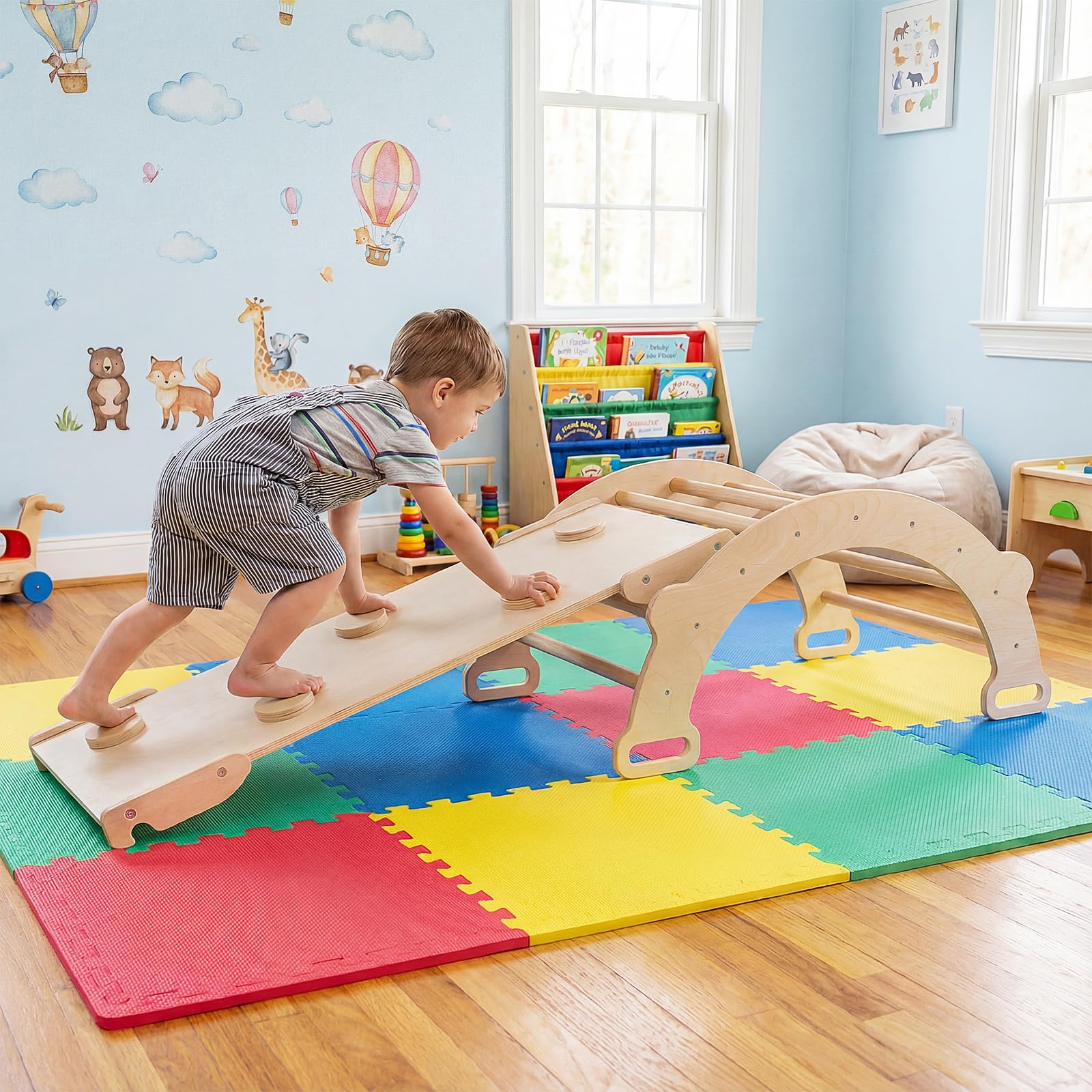 RELAX4LIFE 3 in 1 Arco da Arrampicata per Bambini con Cuscino Morbido, Triangolo da Arrampicata in Legno, Tunnel per Gattonare, Altalena da Interno per Bambini 1+ Anno, 81 x 50,5 x 38 cm (Naturale)