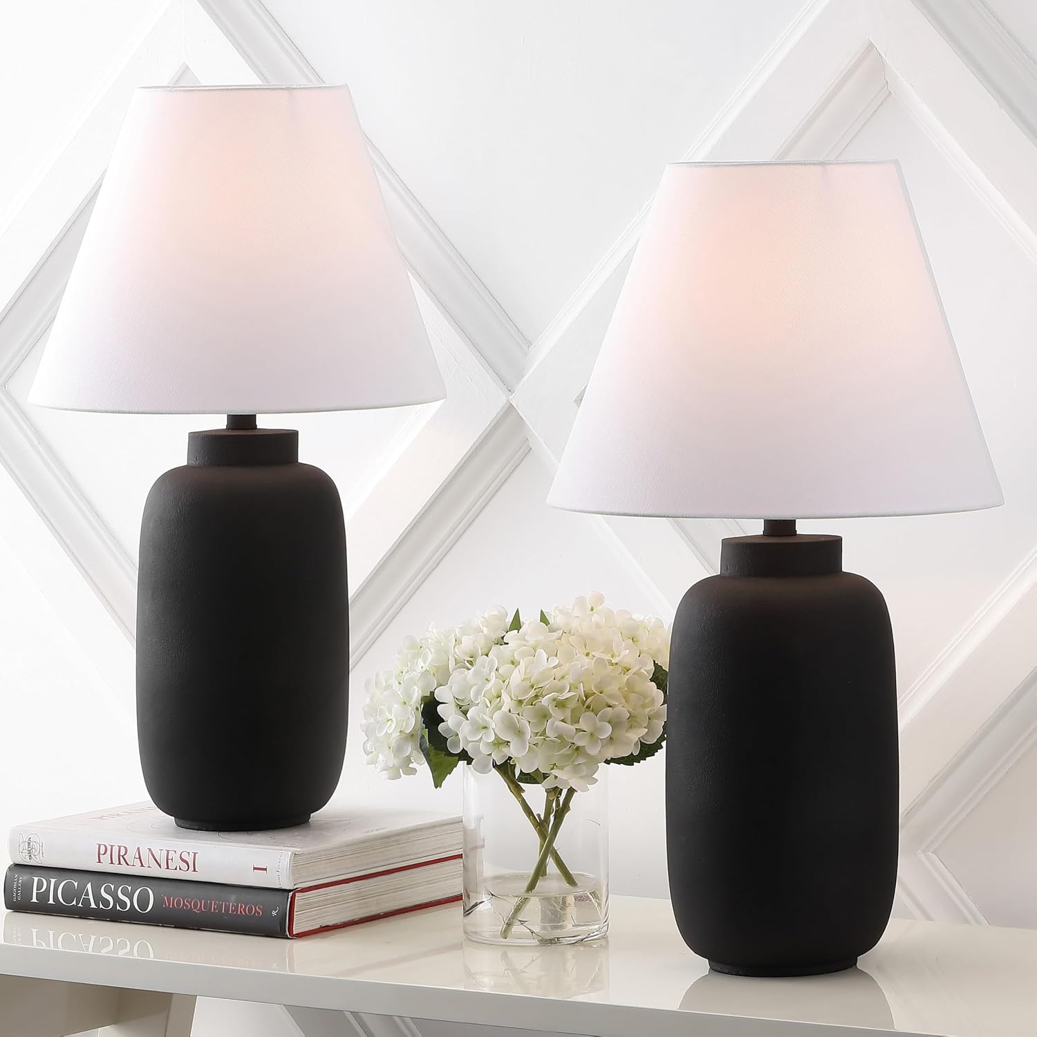 JONATHAN Y 24.5" Matte Black Modern Ginger Jar Table Lamp Set of 2 for Bedroom, Farmhouse Scandinavian Lamps for Nightstand, White Linen Shade, LED Bulbs Included JYL5603A-SET2