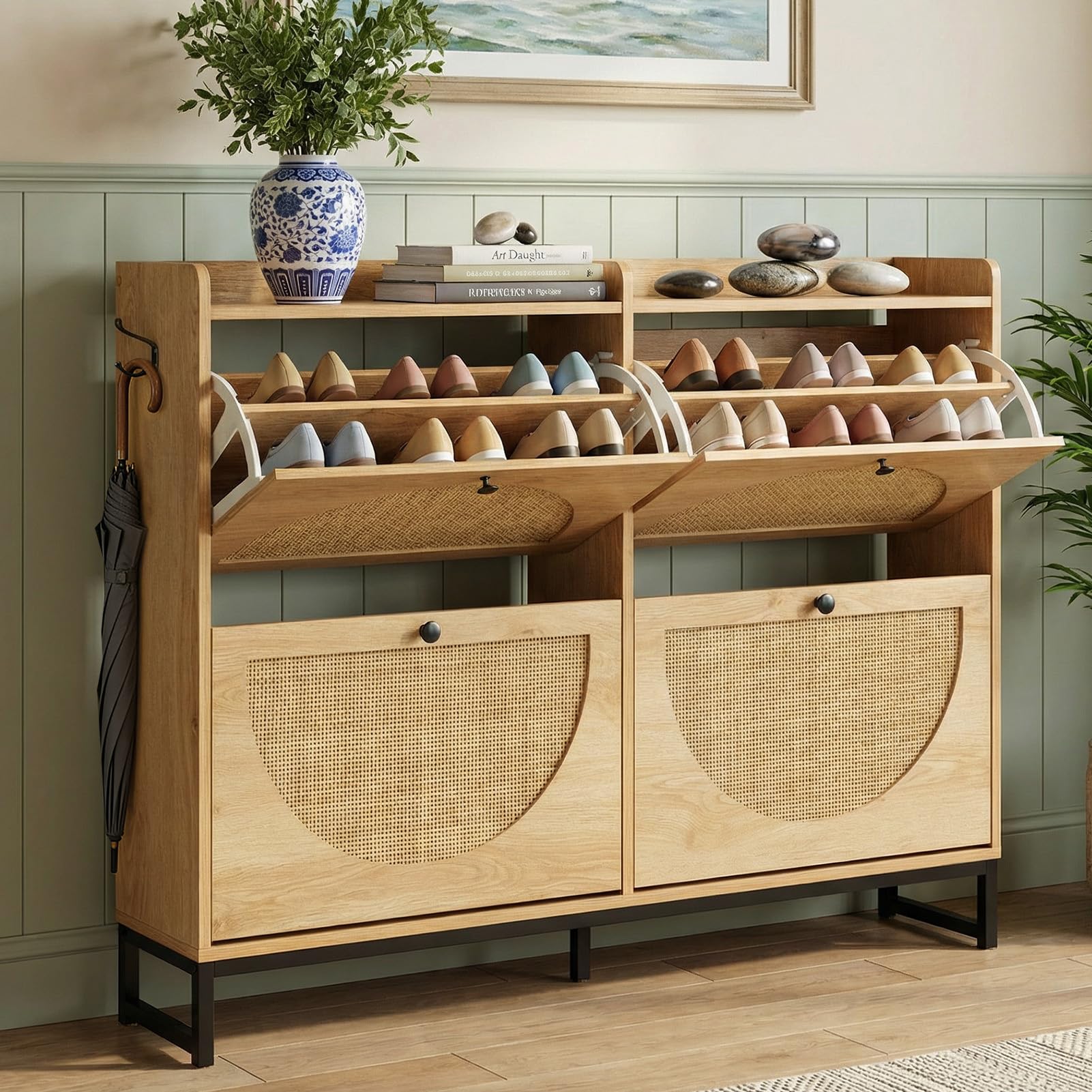 Rattan Schuhschrank Schmal, 2/4 Klapptüren, Platzsparender Schuhkipper mit verstellbaren Böden, 23,8 cm tief, Kippsicherung, Großer Schuhschrank für Eingang, Flur, Wohnzimmer (4 Klappen)