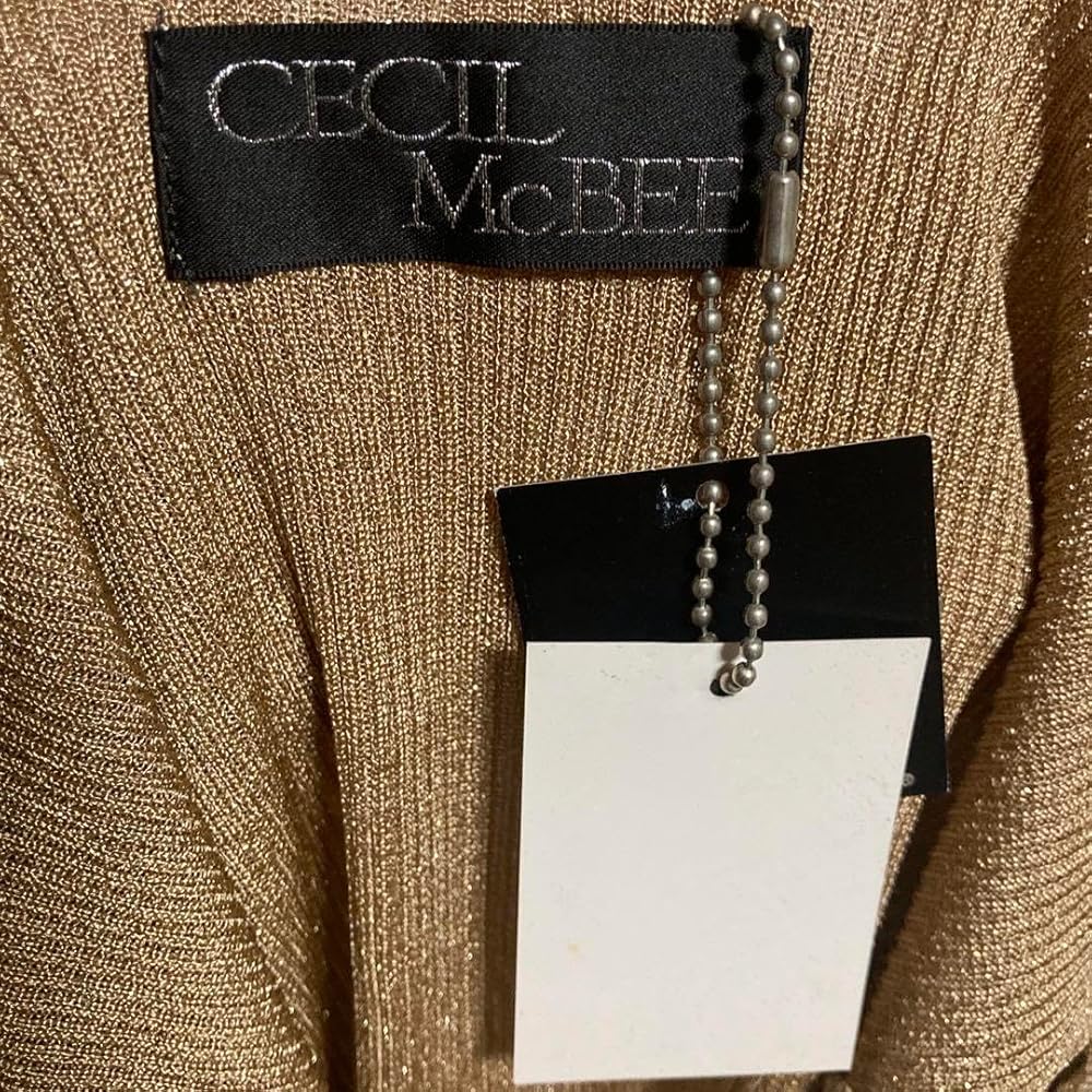 d.i.a　ダイヤ　鍵チャーム　バッククロスタンクトップ　Y2K　平成ギャル d.i.a. 平成ギャルy2k バックオープン箔押しプリント羽 タンクトップ