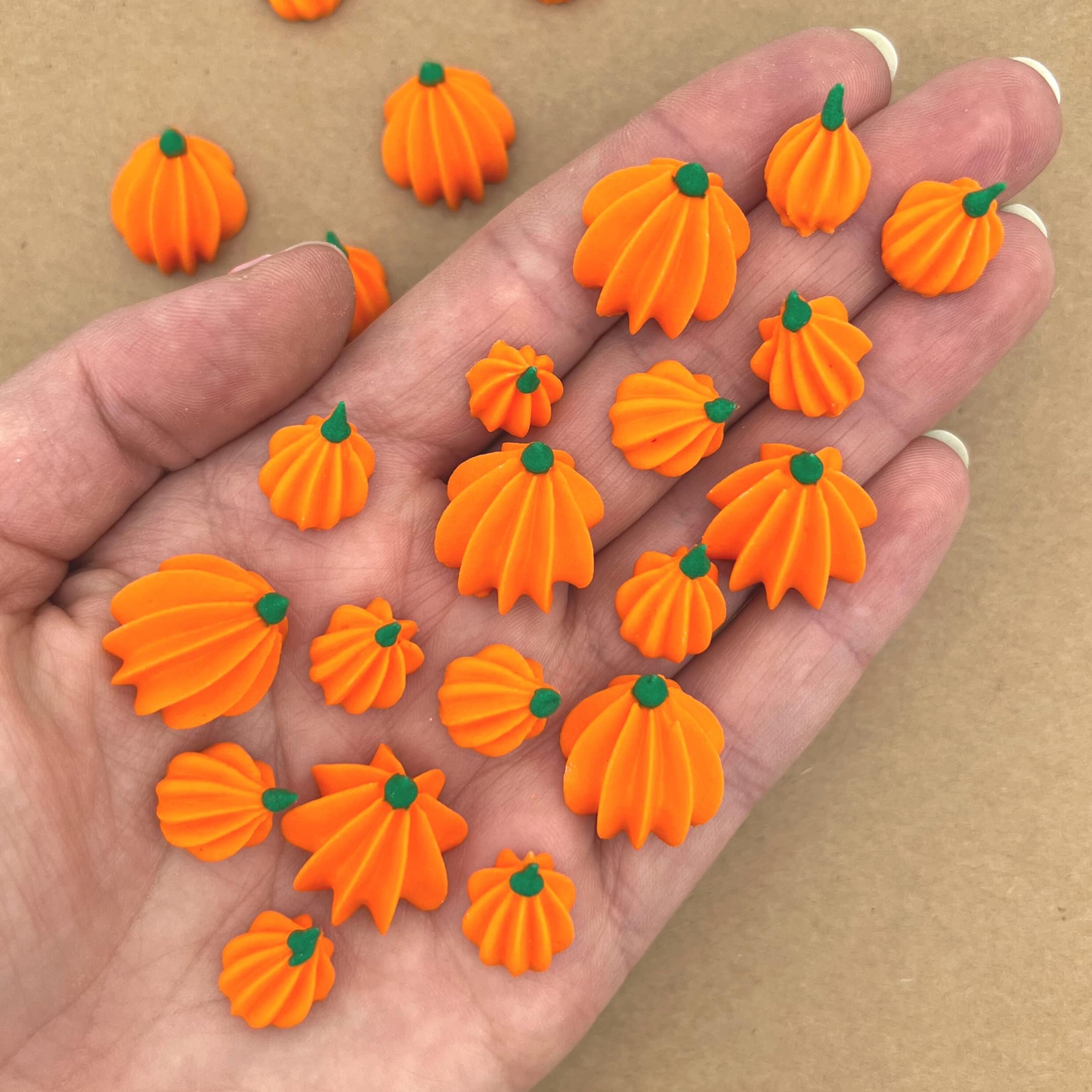 Amazon.com: 18 Icing Pumpkins | Pumpkin Sprinkles| Halloween| Royal ...