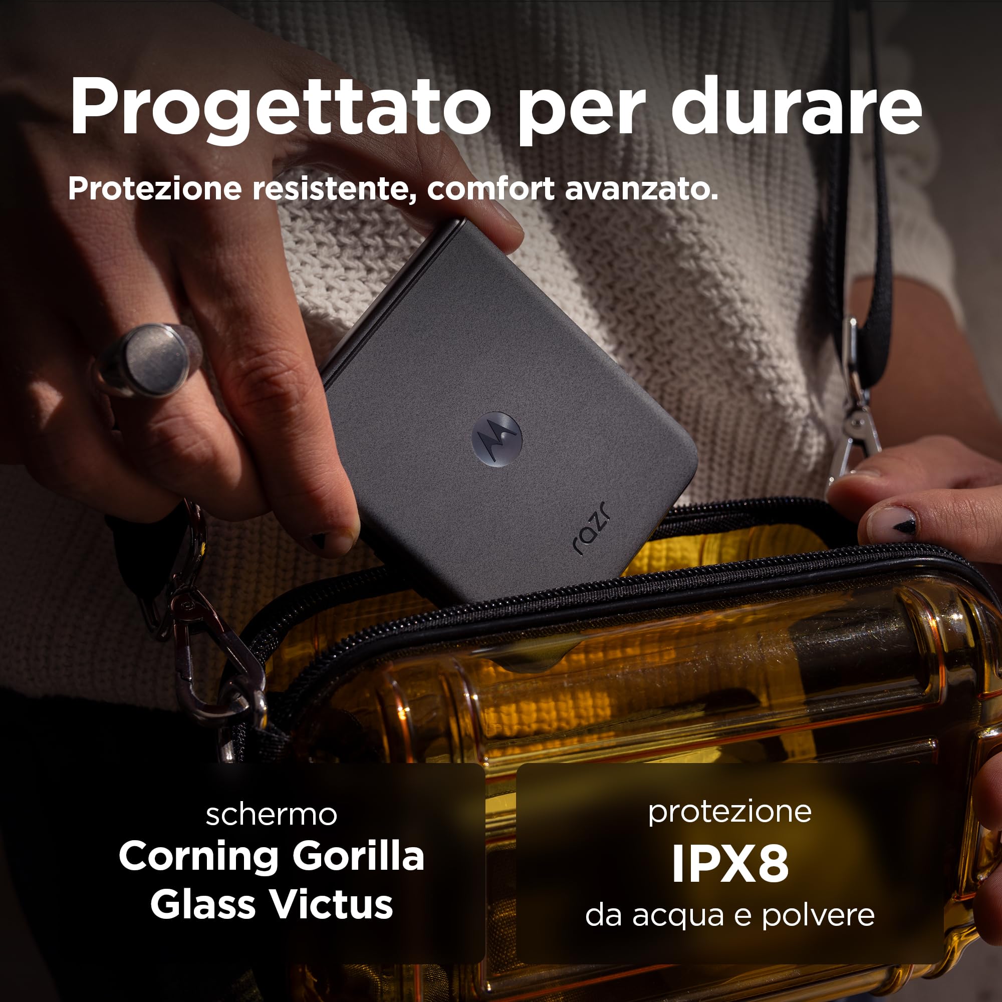 Motorola Razr 50 (8/256GB, AI, display esterno 3.63” pOLED, interno 6.9" pOLED, 50+13MP, selfie 32MP, MediaTek Dimensity 7300X, 4200mAh, ricarica 33W, wireless 15W, Dual SIM, Android 14) Koala Grey