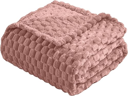 Vessia Manta de franela de forro polar (50 x 70 pulgadas), jacquard 3D rosa, manta mullida y cálida para sofá, cama, silla, 10.56 ozm, súper suave