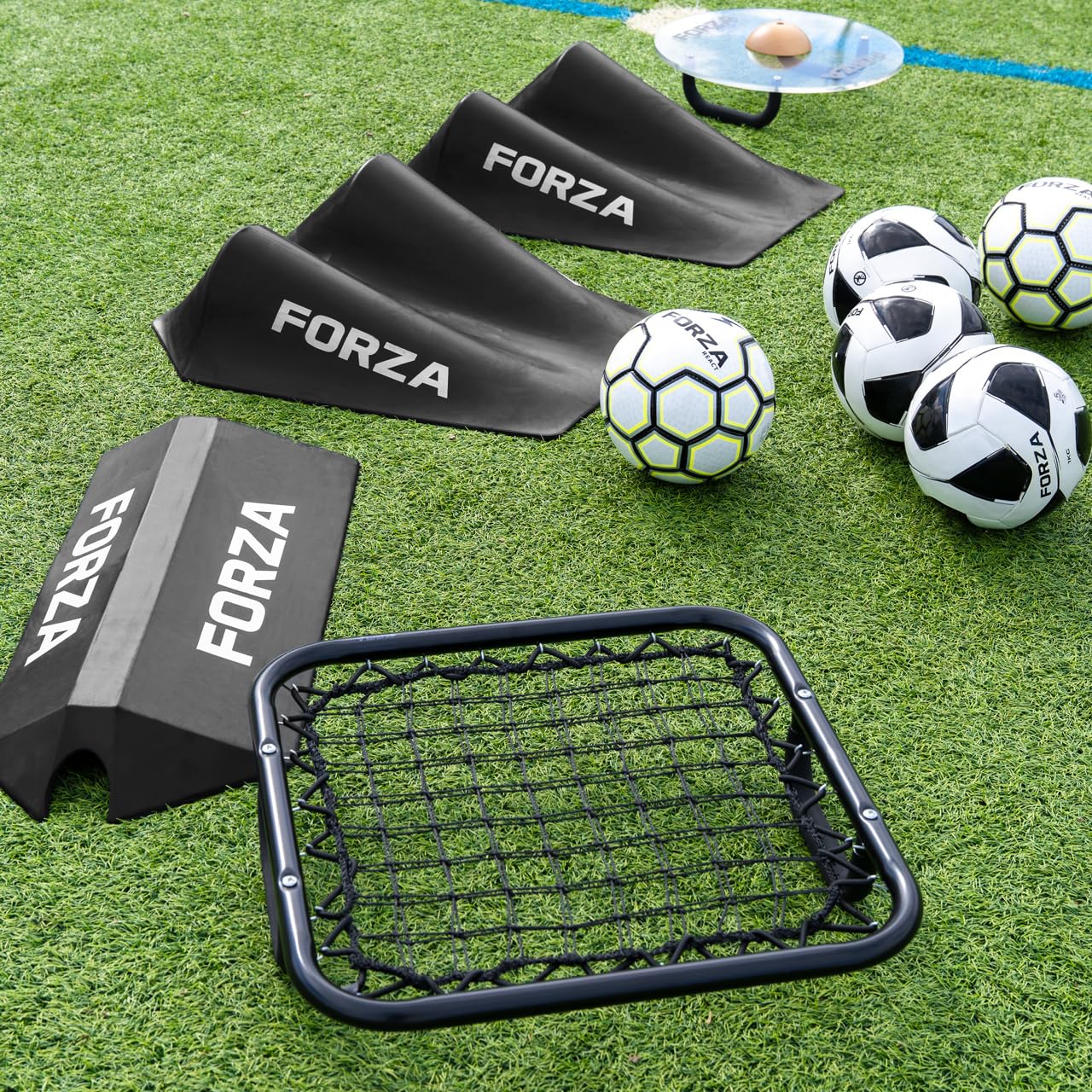 FORZA Pallone Calcio Pesante - Palloni Pesanti Da 600g/1kg [Pacchi Da 1, 3 & 8] | Palla Da Calcio Per Allenamento Portiere | Pallone Allenamento Calcio | Attrezzature Professionali
