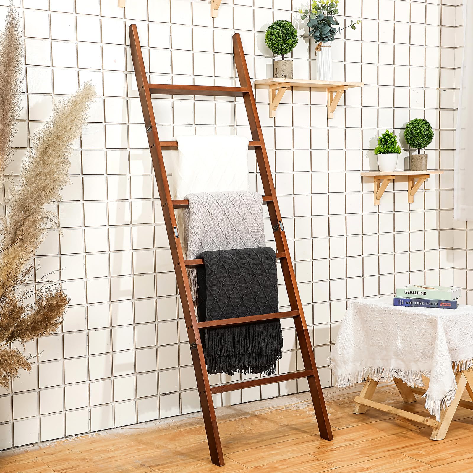 Farmhouse Deckenleiter Aus Holz – 170 Cm Mit Korb, Aufbewahrung & Deko