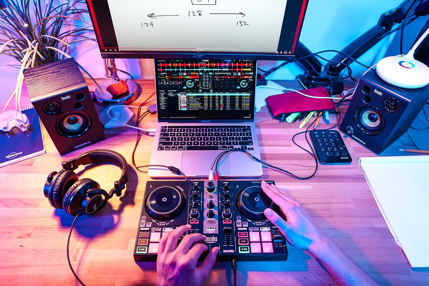 Hercules DJLearning Kit MK2 — All-in-One Kit for Learning to Mixer — Software and Tutorials Included