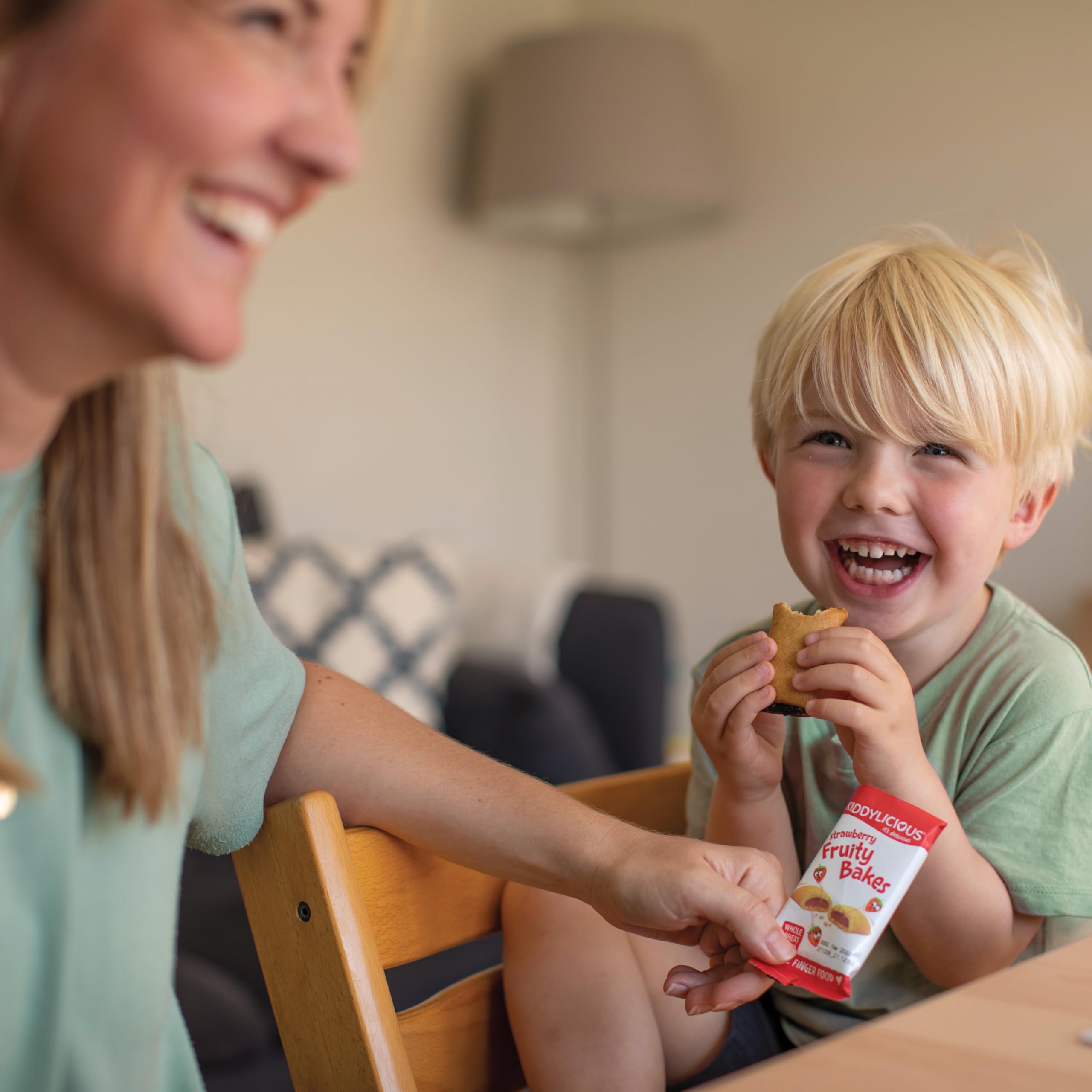 Kiddylicious Wafers Fraise Dès 6 Mois - Sans Gluten Sans Lait - 12 Packs De 16g (192g) - Gaufrettes Fondantes Pour Bébé