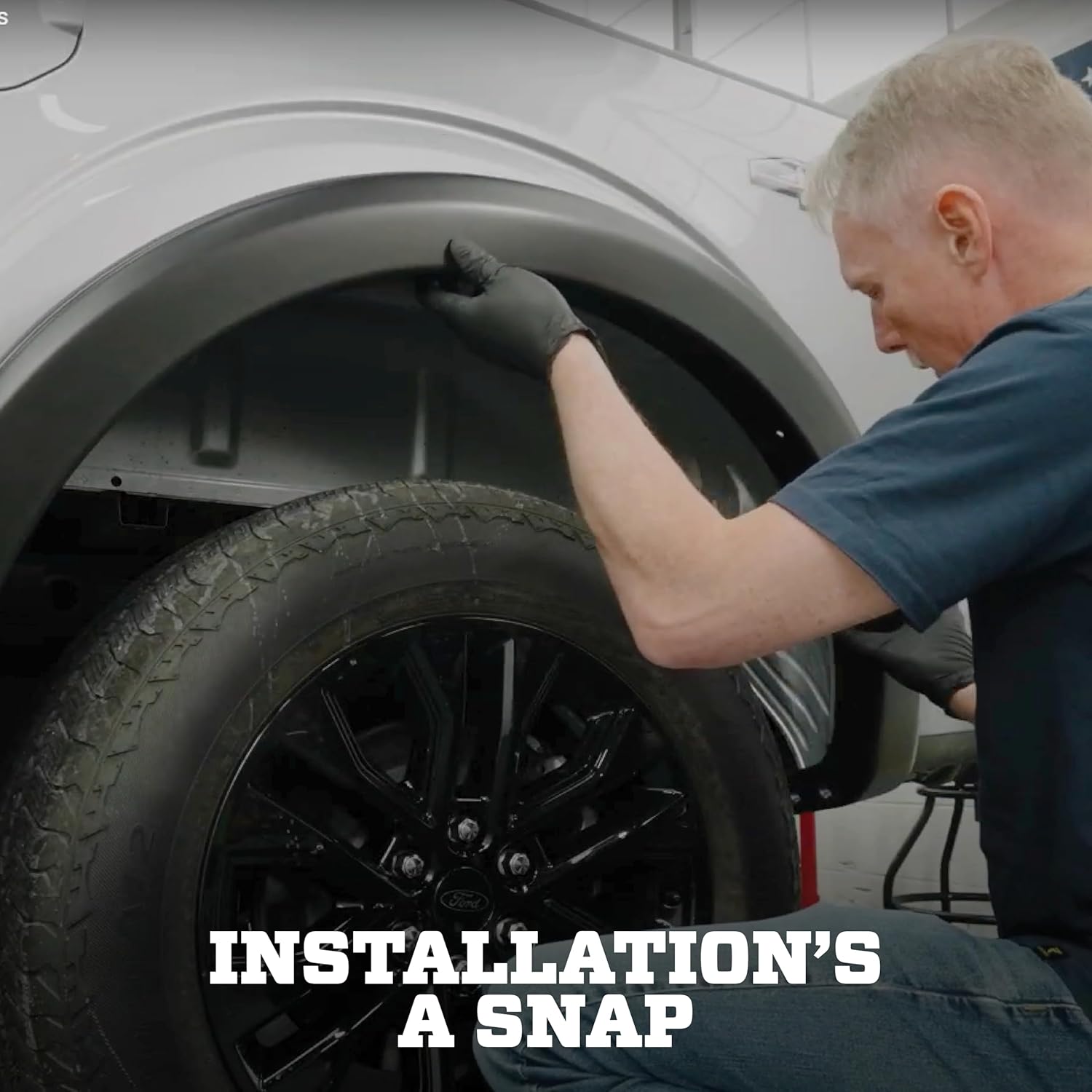 Husky Liners Fender Flares OE Style | Fits 2006-2010 Hummer H3 | Front & Rear, 4-pc Black - 28015900