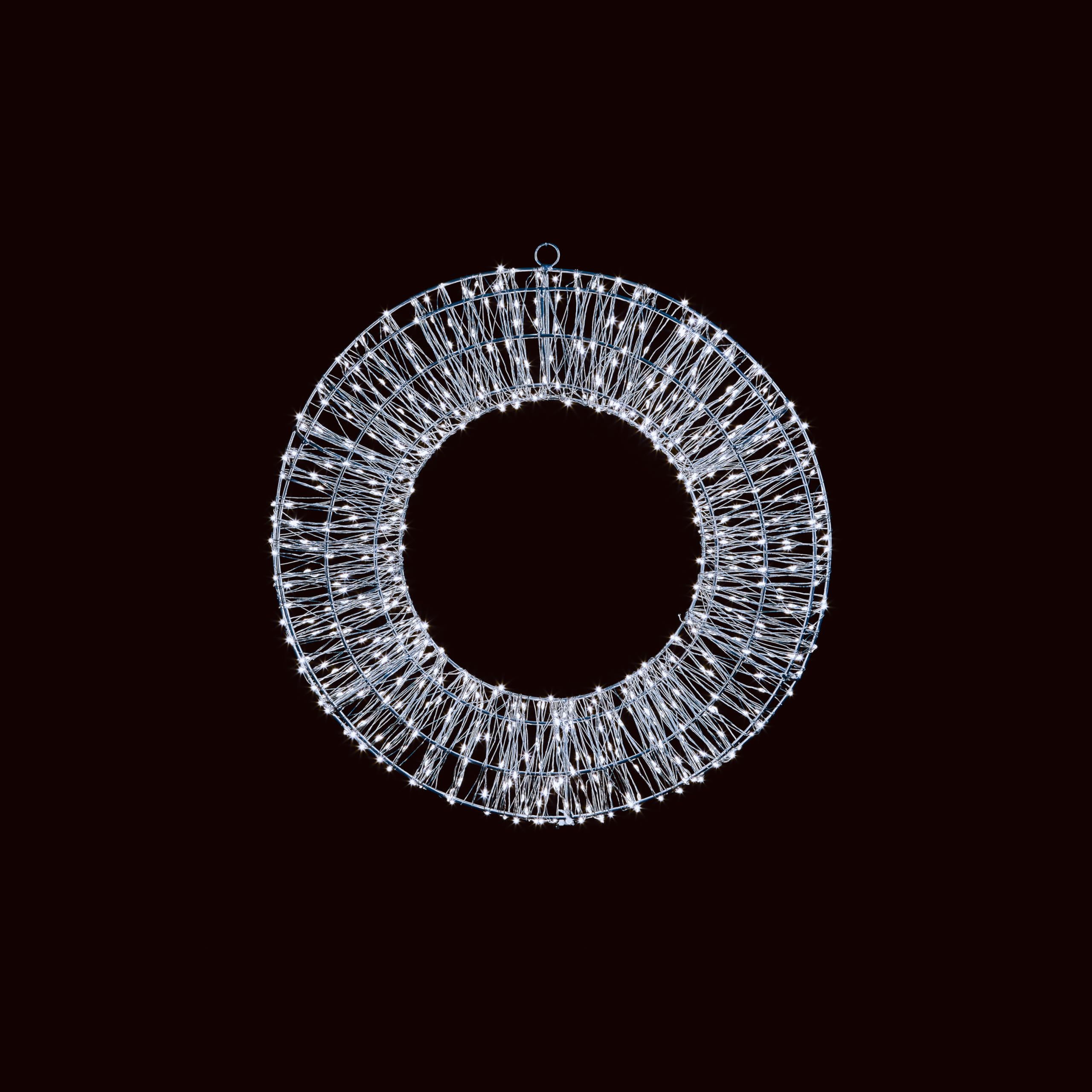 Premier Silver/White 60Cm Wreath With 960 Leds