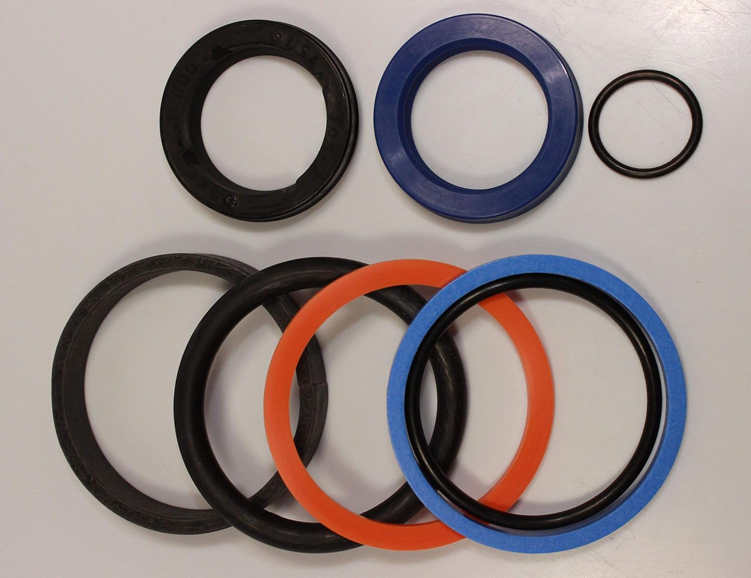 John Deere 70 Skid Steer Loader Tilt/Lift Cylinder Seal Kit - GG190-31848 Replacement Seal Set