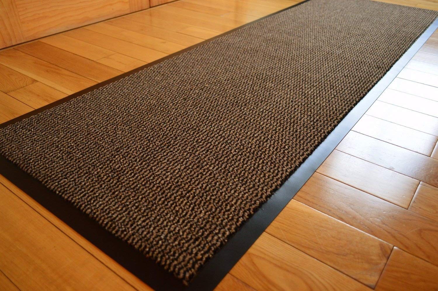 DIRT TRAPPER SMALL MEDIUM LARGE DOORMAT Beige / BLACK ABSORBENT BATHMATS NON SLIP HEAVY DUTY RUG INSIDE OUTSIDE WATERPROOF BARRIER MAT DOOR OFFICE FLOOR KITCHEN RUNNER UTILITY CARPET (60 X 80 CMS) — image 1