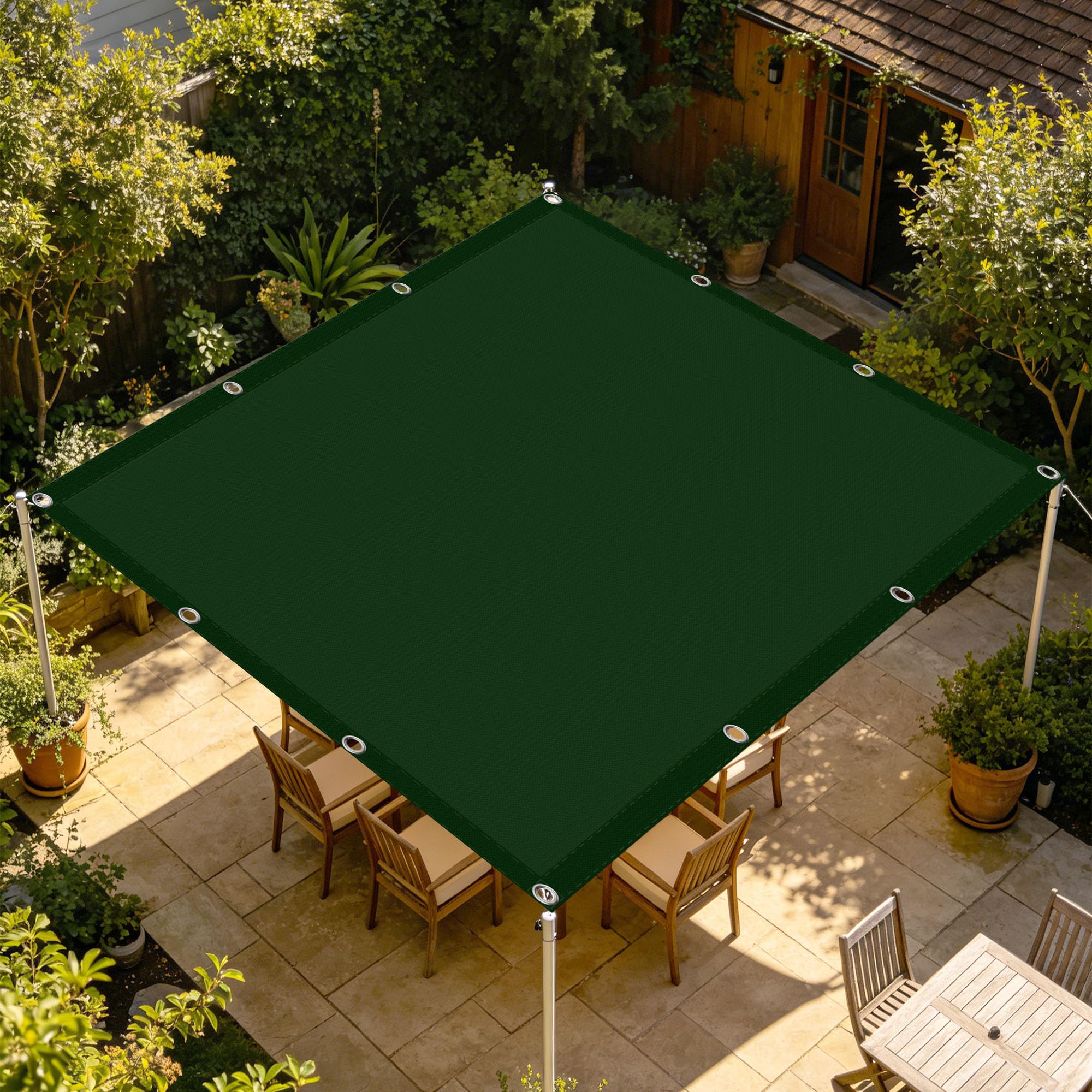 Voile d'ombrage 4x4m imperméable pour protéger votre terrasse ou votre jardin de la pluie