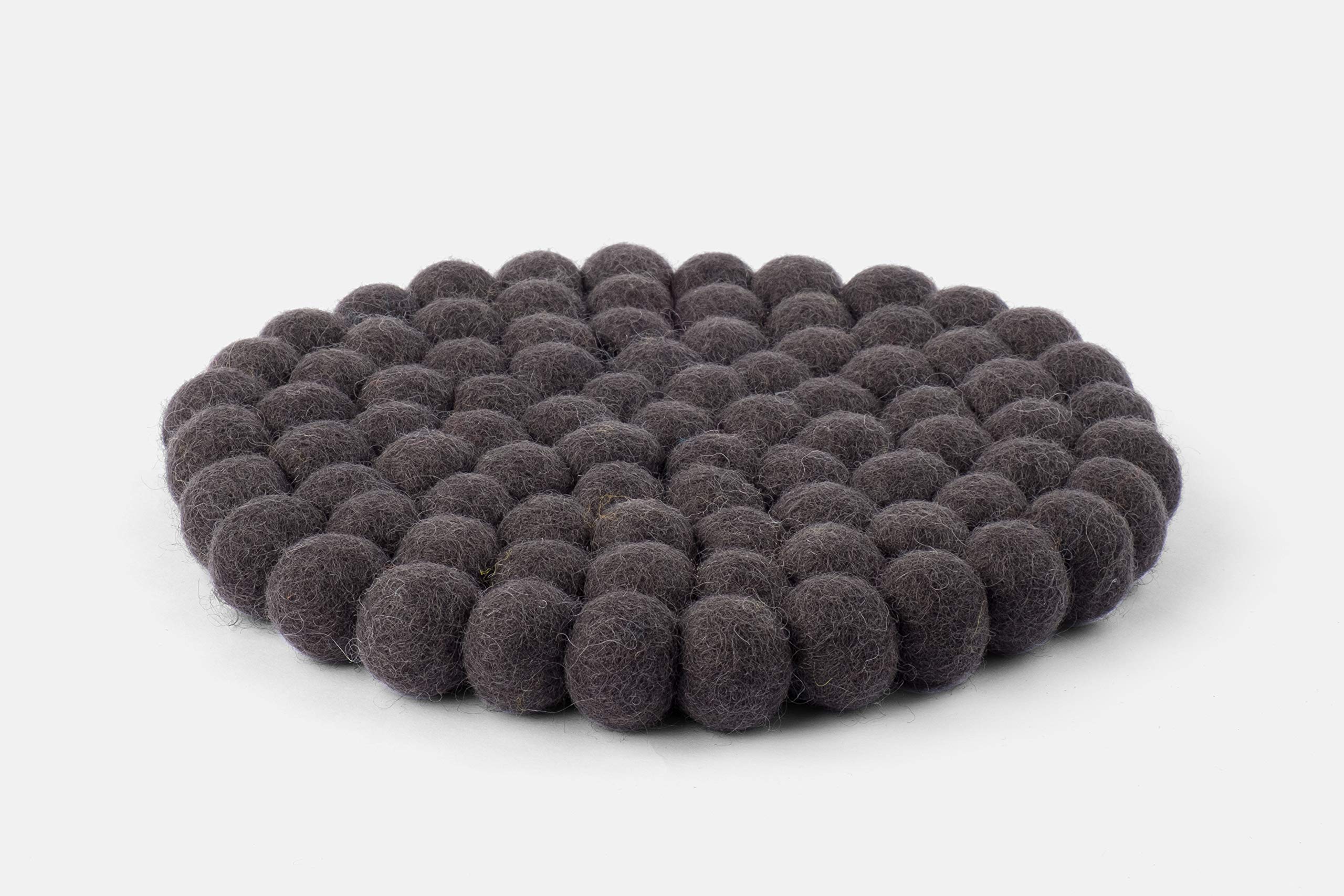Myfelt Kuno - Sottopentola In Feltro Di Lana Vergine, Rotondo 20 Cm, Color Antracite, Resistente Al Calore 330°C, Fatto A Mano Nel Commercio Equo E Solidale