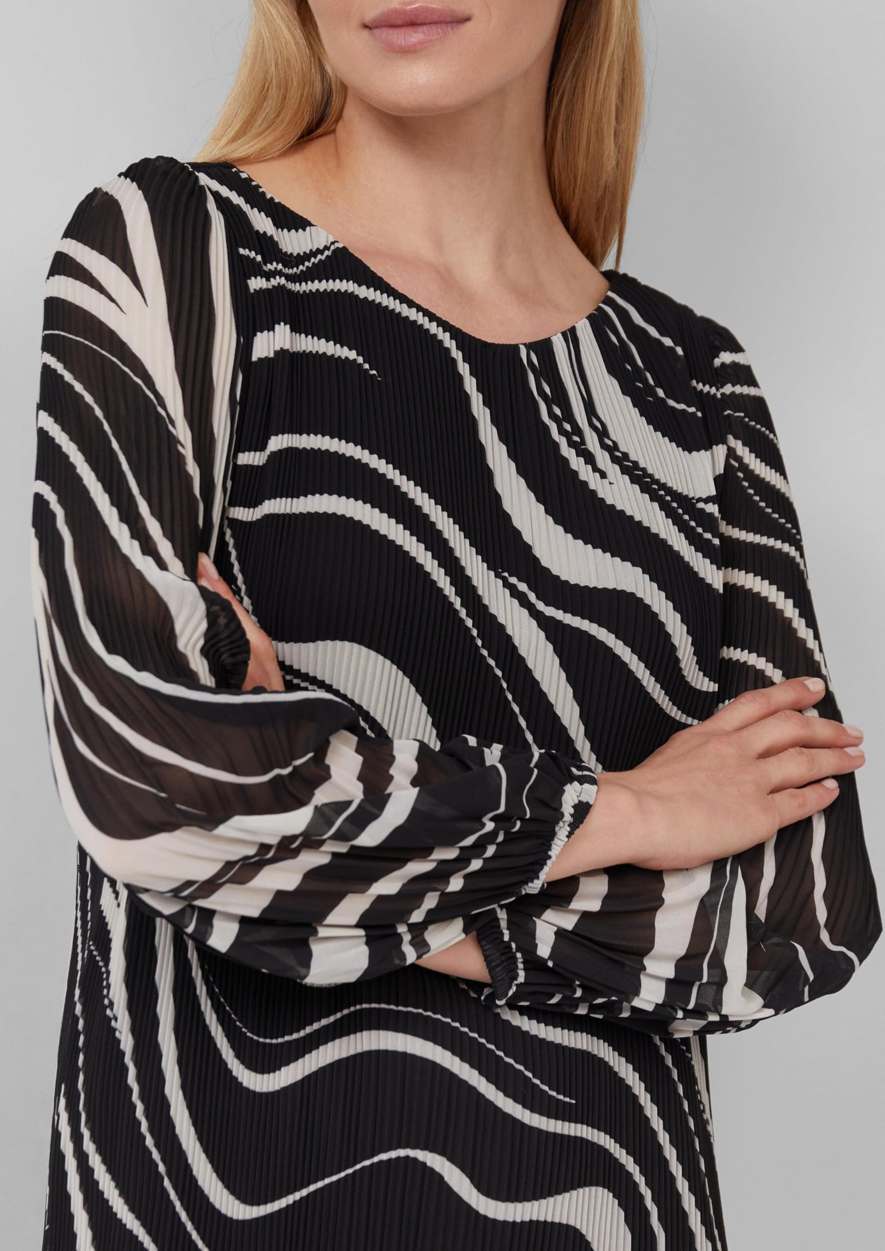 s.Oliver Schwarz LABEL 2167247 Abito Plissettato, 99A3, 54 Donna
