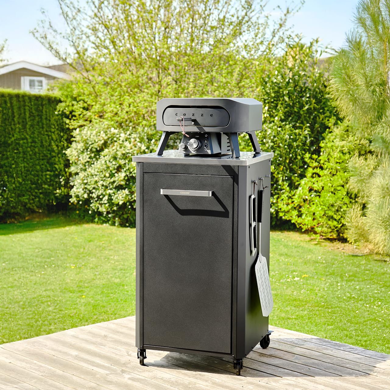 Cozze® | Cuisine extérieure 60 H110 cm | Plan de Travail en INOX | Design modulaire | 1 Porte avec Support gaz | 6 Crochets | roulettes Ø75 mm | Structure en Acier Noir