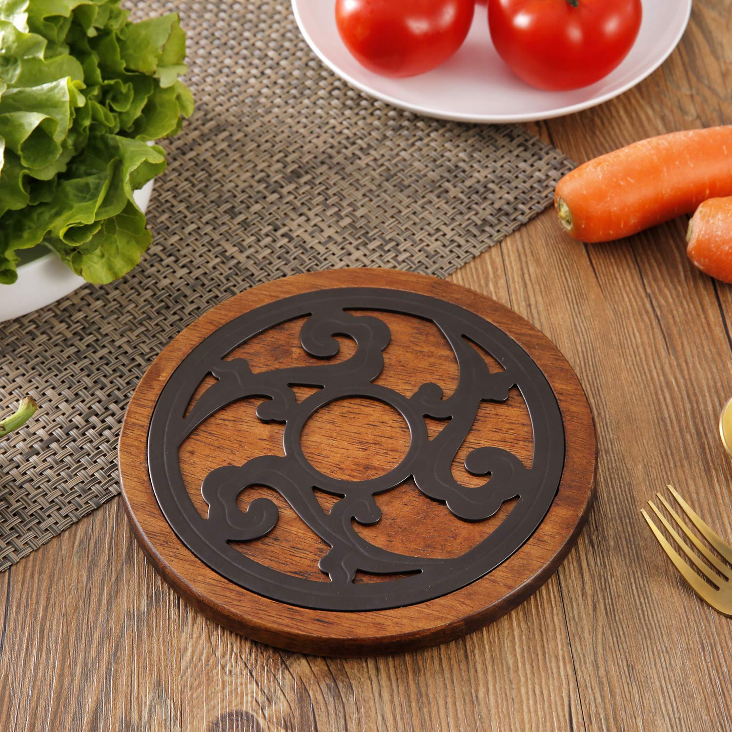 Dessous de Plat en Bois et métal - Rond - Diamètre : 20 cm - Qualité supérieure - Résistant à la Chaleur - pour casseroles Chaudes, poêles à gratin - Convient pour la Cuisine et la Table à Manger