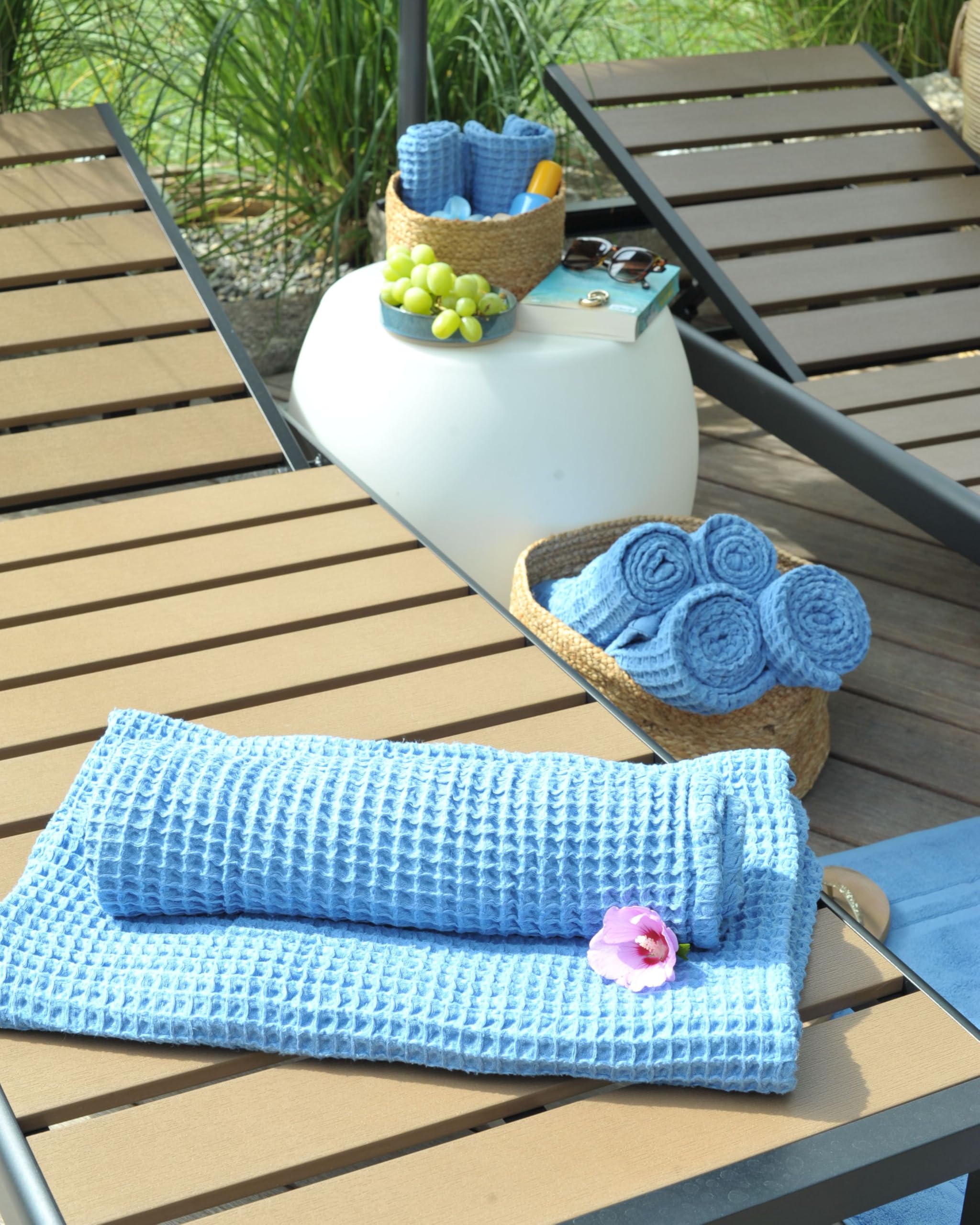 Beliani Conjunto de 11 Toallas Toalla de baño y Alfombrilla de baño de algodón Azul Low Twist para Invitados Areora