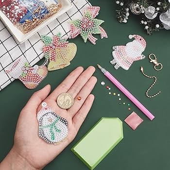ダイヤモンドアート　完成品　　　　　 クリスマスキーホルダー7個 Amazon | SUNNYCLUE 1箱7個 クリスマス ダイヤモンドアート