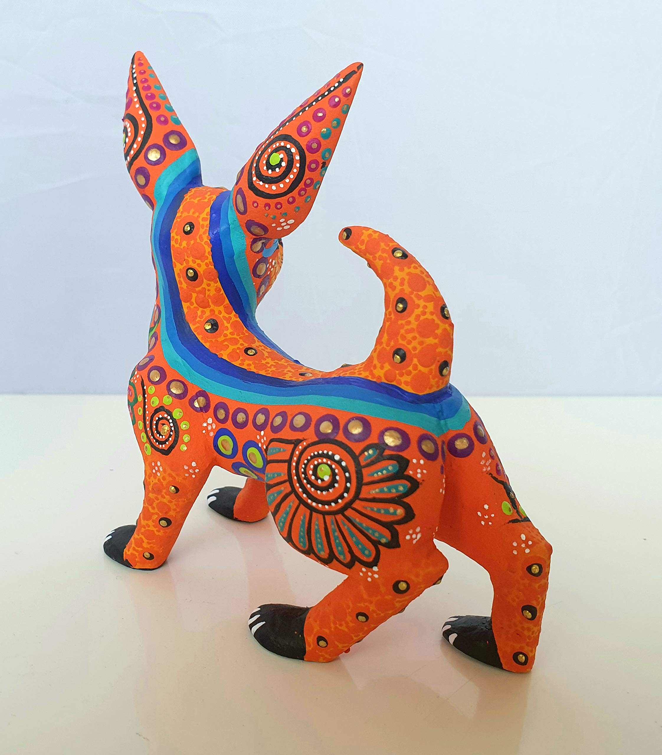Amazon.com: ALKIMIA INC Mexican Alebrije Chihuahua Dog Wood
