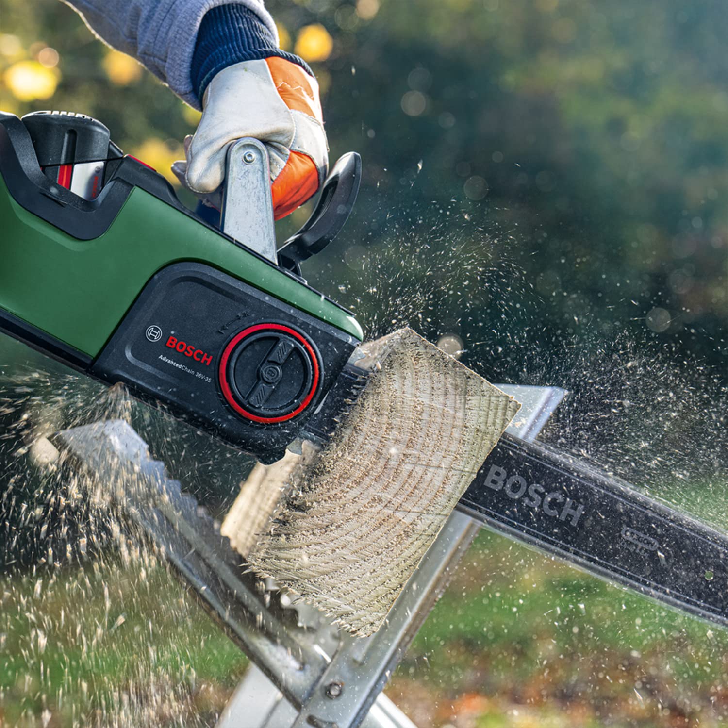 Bosch Akku-Kettensäge AdvancedChain 36V-35-40 (ohne Akku/Ladegerät)