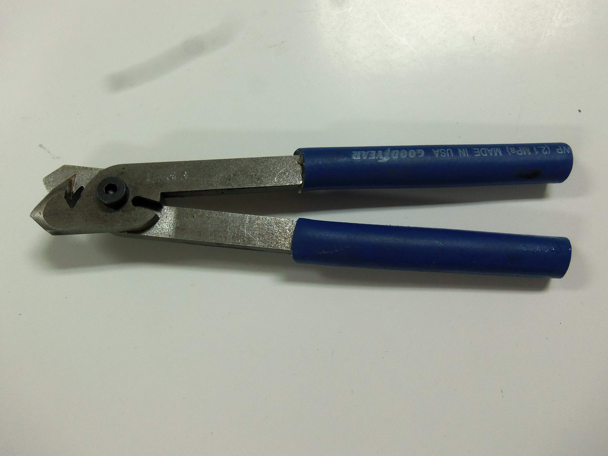 Ron Marsh'sHeavy Duty J Hook Tool with Wire Cutter Traps Trapping Snaring