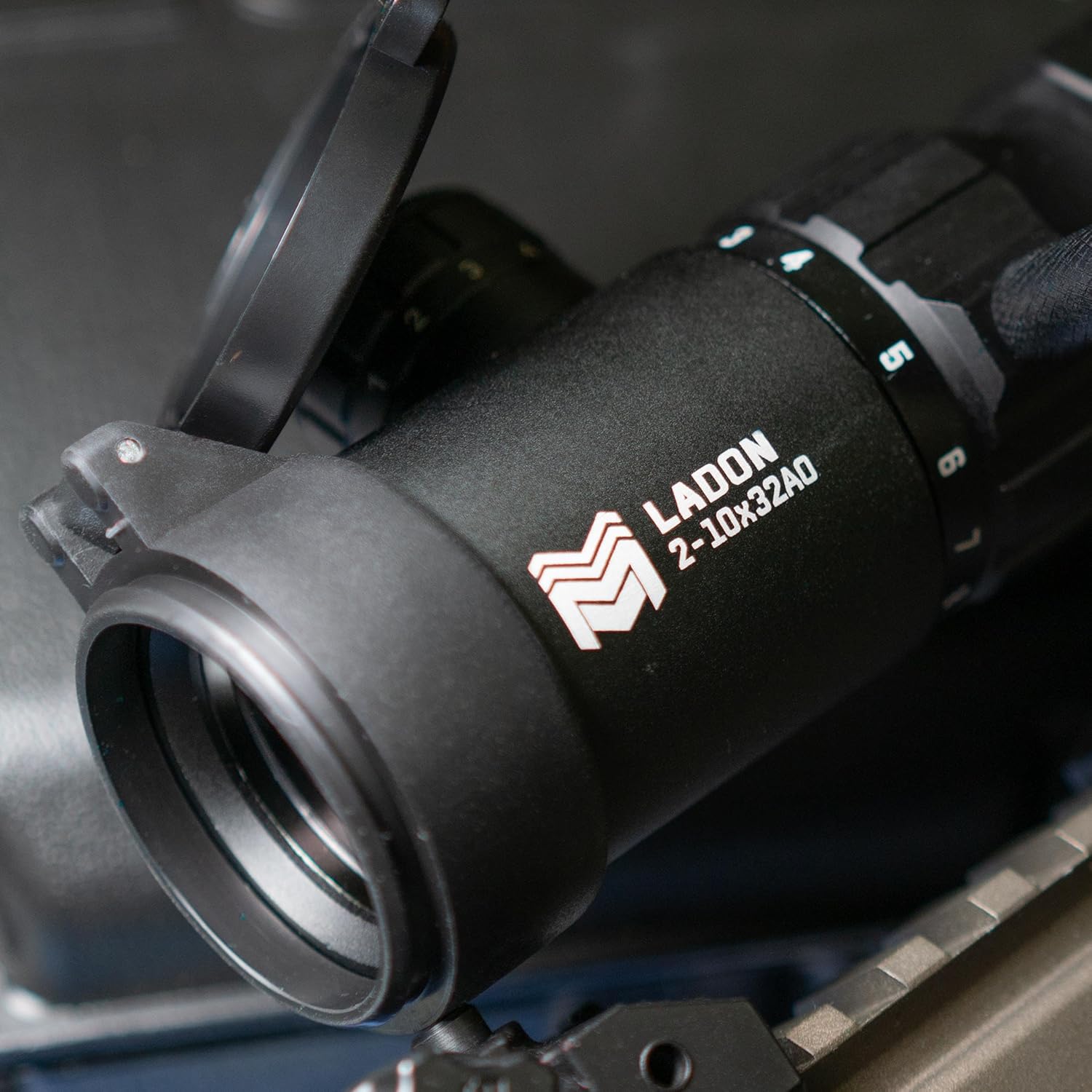 Monstrum Ladon 2-10x32 MPVO Rifle Scope with AO Adjustable Objective and Offset Scope Mount