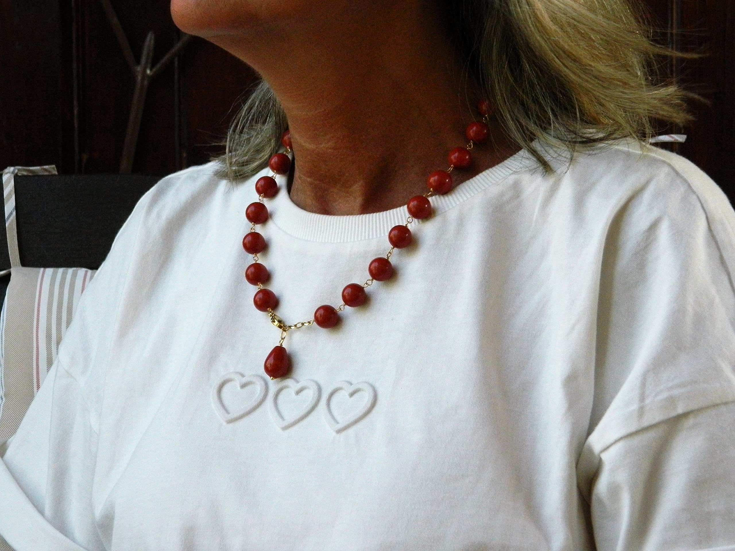 Collana Donna Girocollo con Palline 12 mm e Goccia in Pasta di Corallo Rosso Sardegna – Argento 925 Placcato Oro – Handmade in Italia – Elegante, Anallergica – DodiGioielli