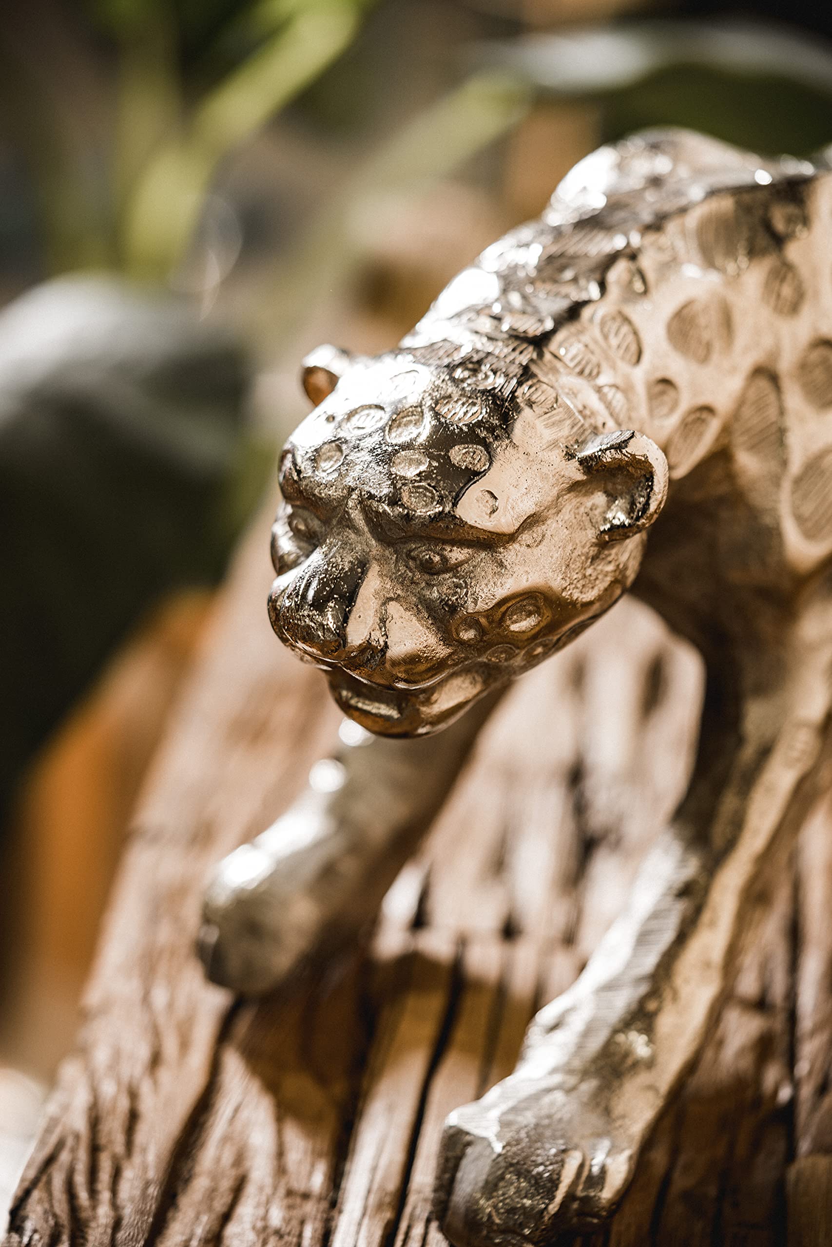 MichaelNoll Leopard Raubkatze Katze Figur Dekofigur Deko Aluminium Silber Skulptur Modern - Dekoration aus Metall - Für Wohnzimmer, Schlafzimmer, Büro - 40 cm, 48 cm oder 78 cm (48x10x14 cm (LxBxH))