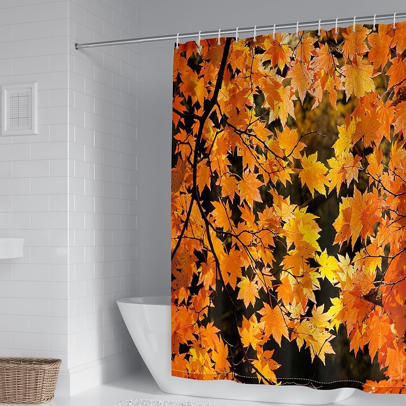 Rideau de douche avec motif feuilles d'érable pour une ambiance d'automne moderne