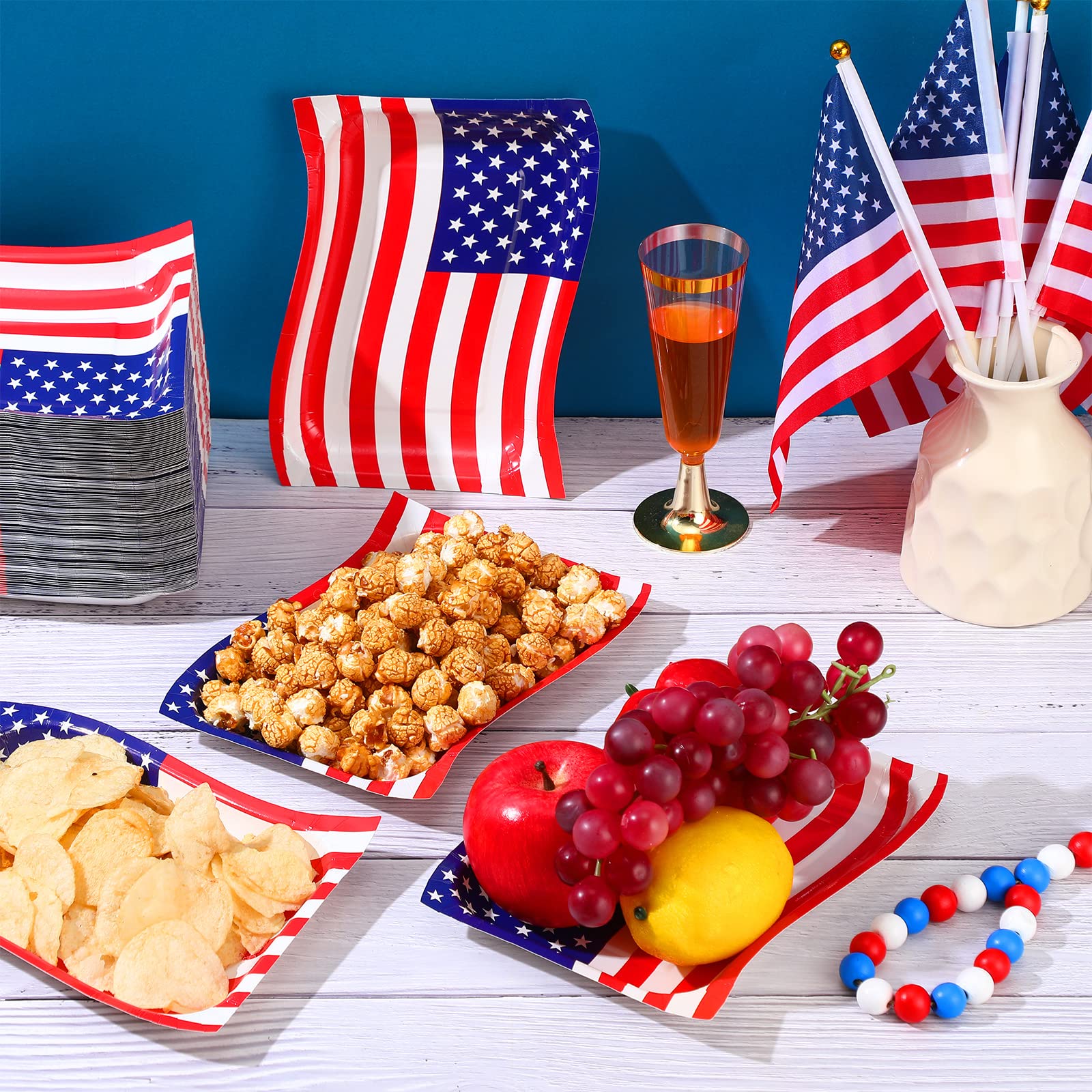 Amazon.co.jp: 200枚 愛国的な紙皿 アメリカ国旗型紙皿 8.27 x 6.69