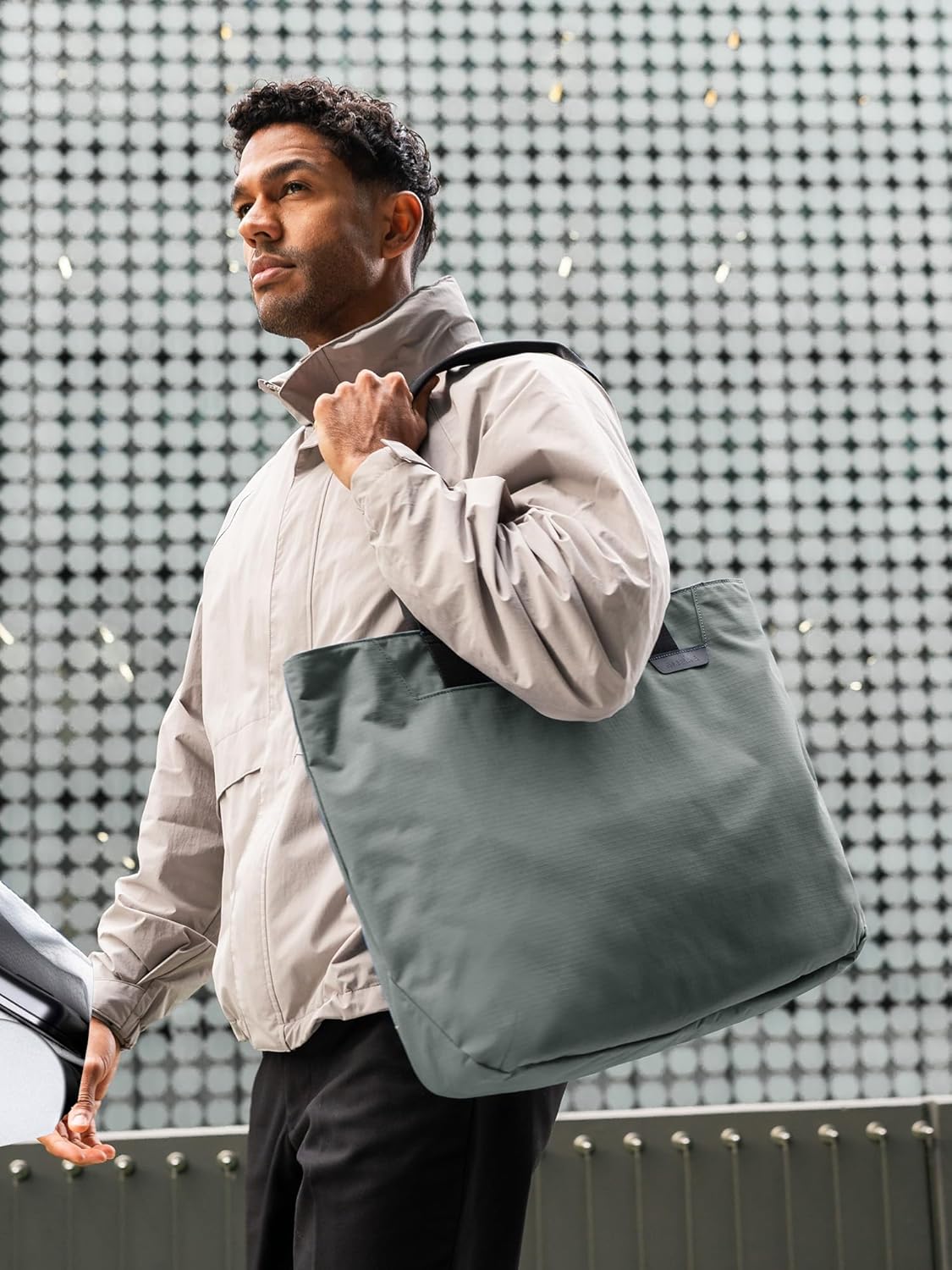 ALPAKA Elements Tote 20 L - Spacious Interior Tote Bag with Foldable,Semi-padded Sleeve fits 16" Laptop - Image 2