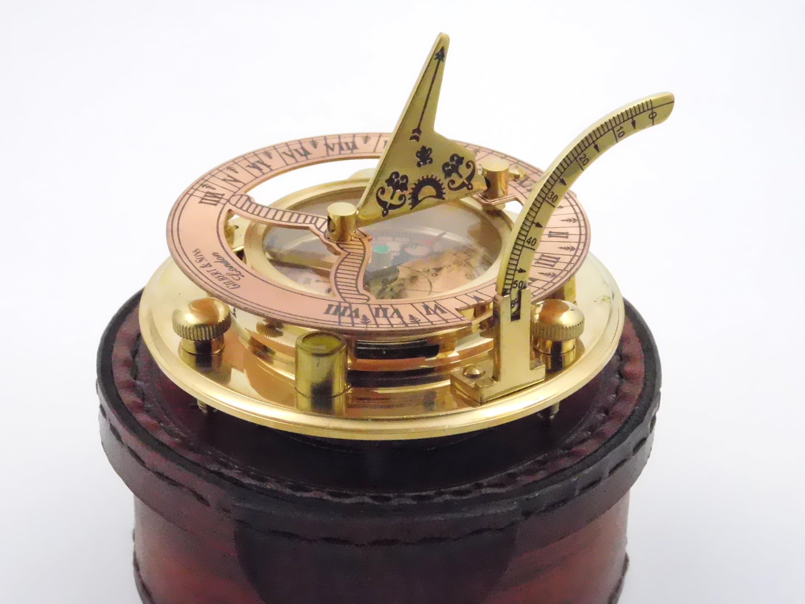 Boussole Sundial en laiton antique avec étui en cuir élégant