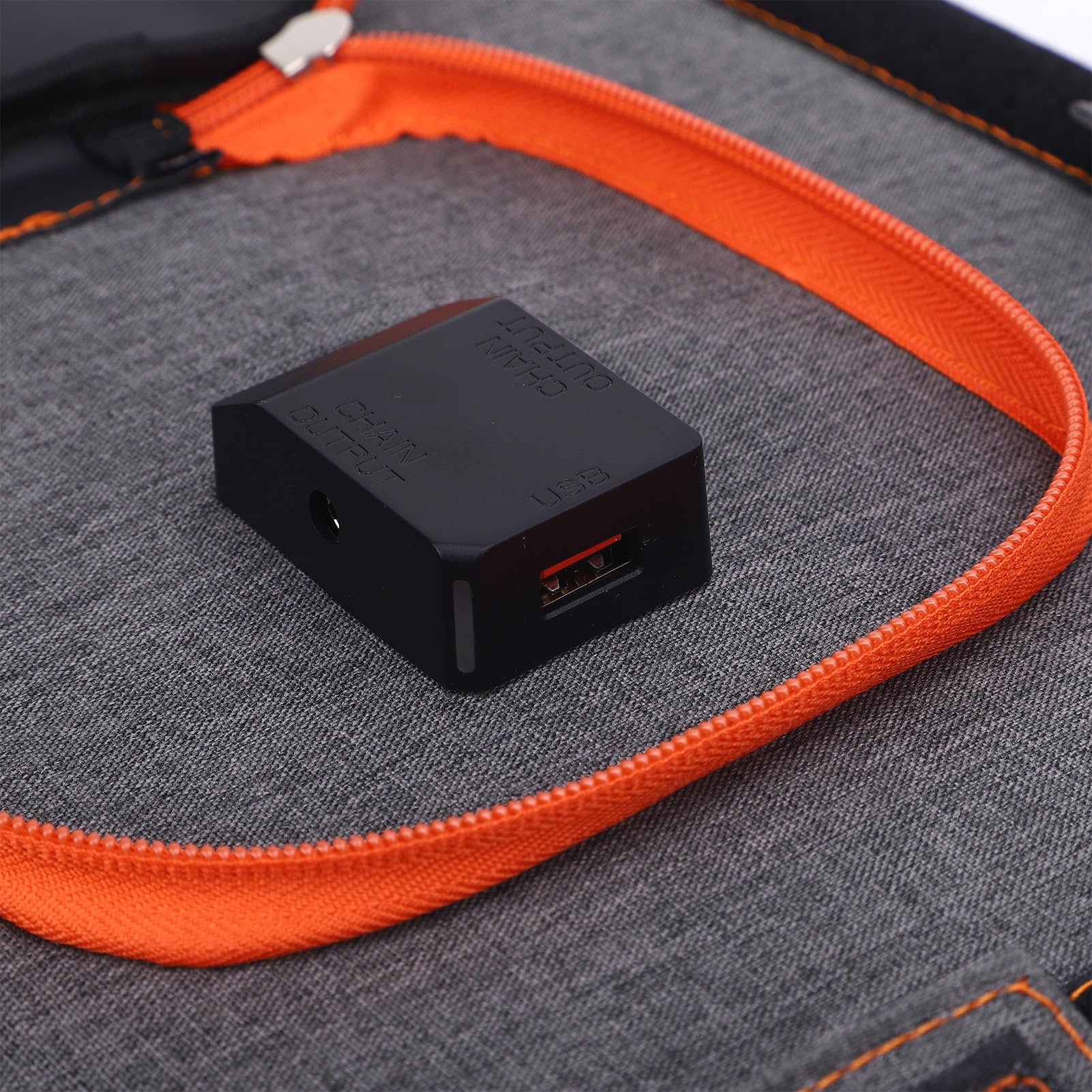 YWBL-WH Przenośny Panel Słoneczny o Mocy 15 W, Składana ładowarka USB ze sterownikiem. Zestaw Monokrystaliczny do ładowania Telefonu na Zewnątrz
