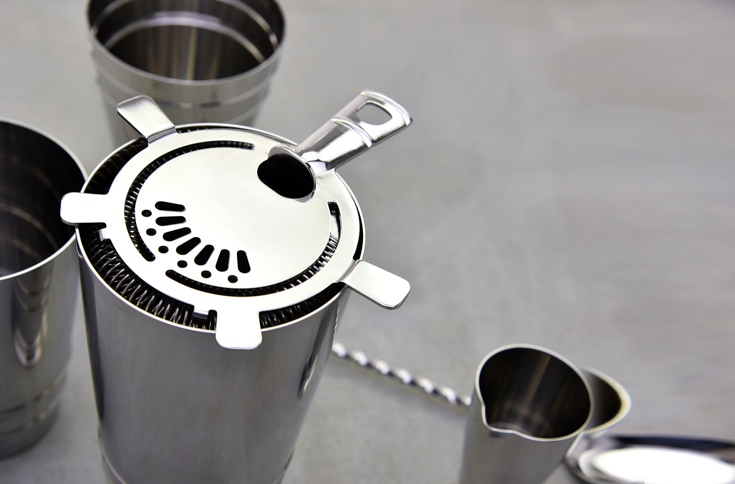 Crafthouse by Fortessa Professional Metal Barware/Bar Tools por Charles Joly, colador de cóctel de acero inoxidable de 5 cm Colador Hawthorne 12,7 cm plata