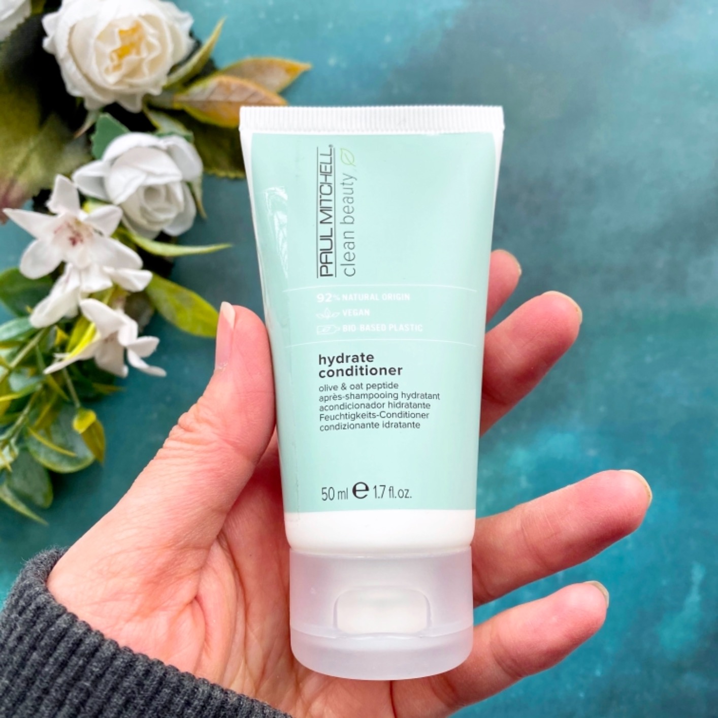 John Paul Mitchell Systems Paul Mitchell Clean Beauty Hydrate Conditioner, Intensely Nourishing Conditioner, Improves Manageability, For Dry Hair
