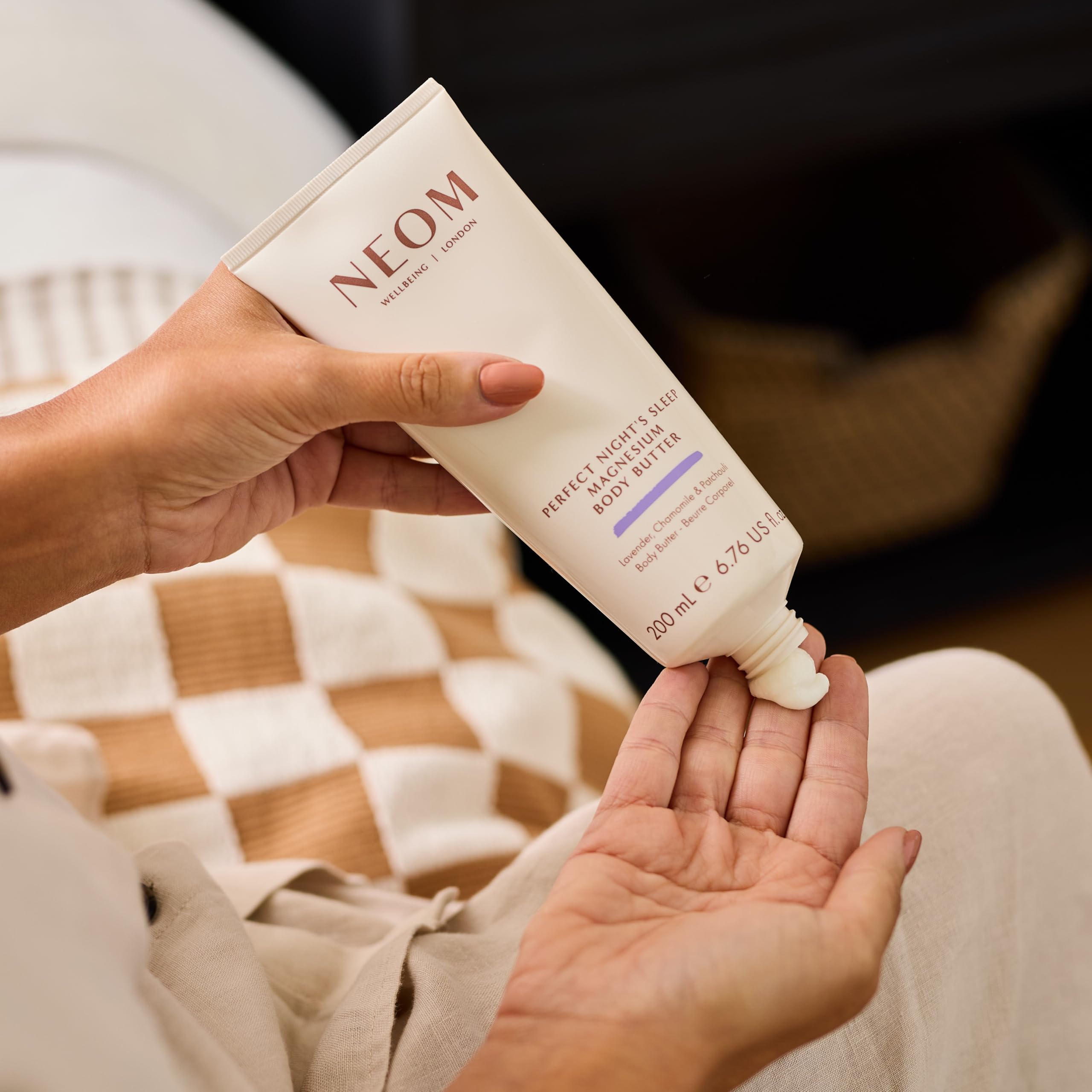 NEOM - Perfect Night's Sleep Magnesio Body Butter, 200ml | Crema idratante con oli essenziali | Nutre e ammorbidire | lavanda e gelsomino