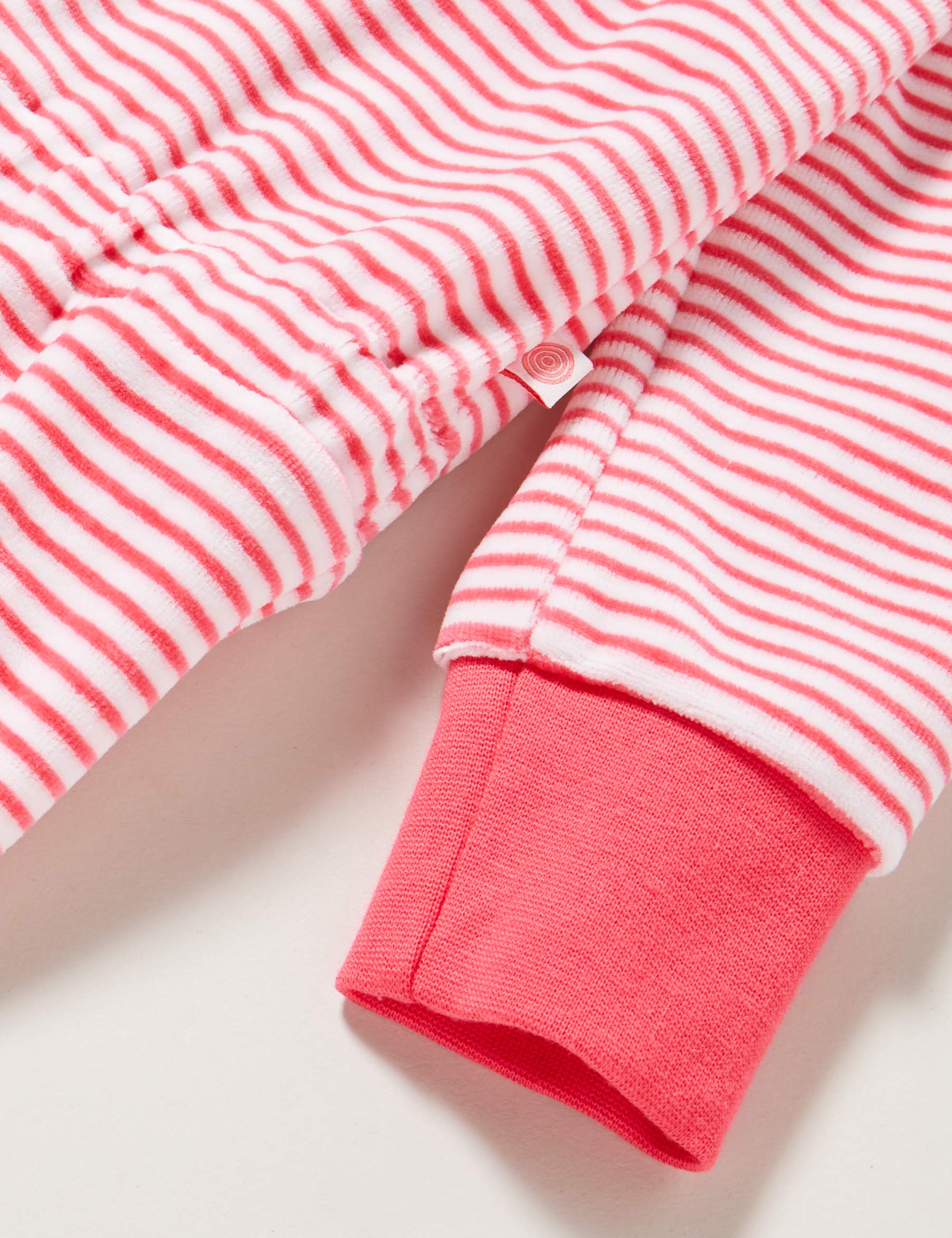 Sanetta Mädchen Jumpsuit Long Stripe Camellia Rose Lässig bequemer Overall Schlafen und Relaxen an kalten Tagen für Coole