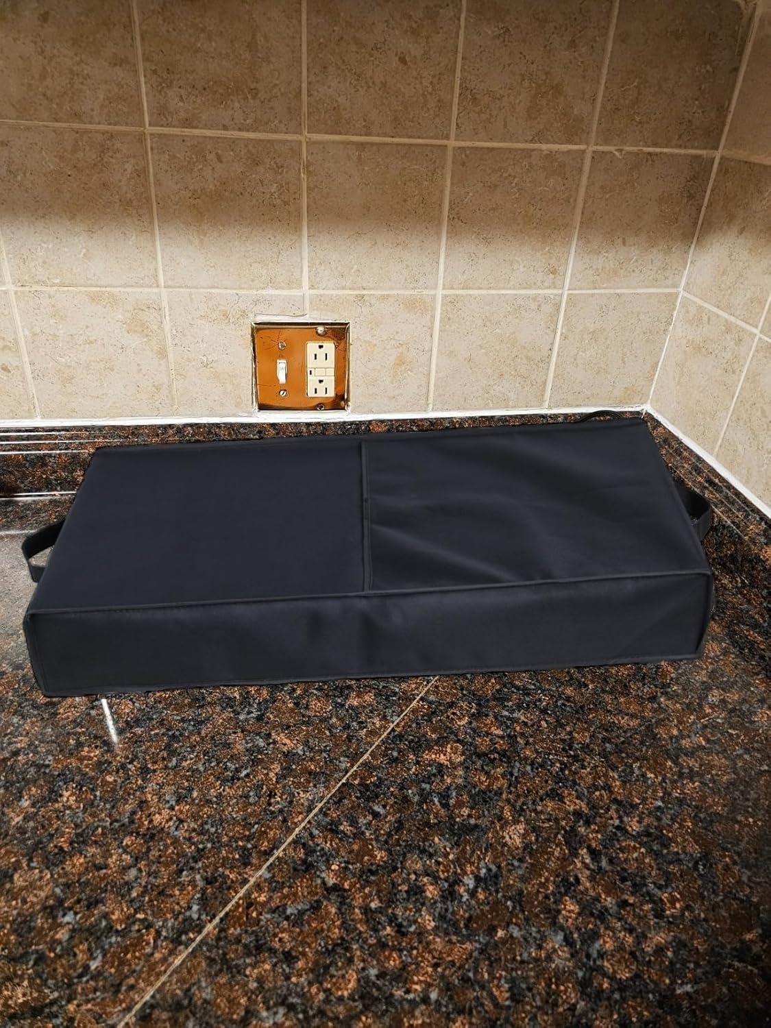 Heavy Duty Waterproof Dust Cover for 12" x 22" Electric Griddle With Two Side Handles,Accessories Compartment,Compatible With BELLA XL Electric Ceramic Titanium Griddle 14648