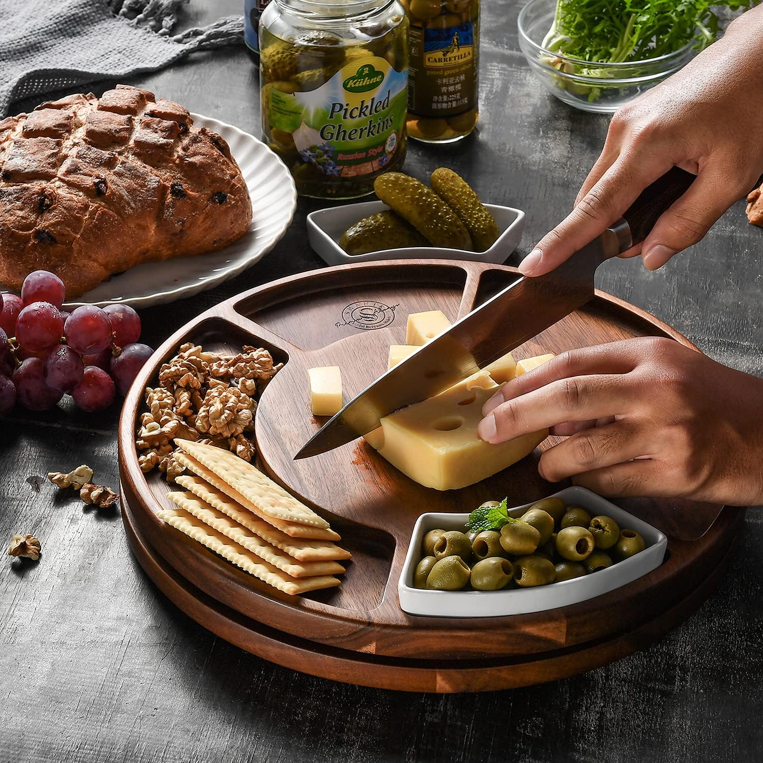 Frее Shірріng оƒƒеr Shanik Upgraded Lazy Susan Cheese Cutting Board Set, Round Acacia Charcuterie Board, Cheese Serving Platter with 2 Ceramic Bowls and Craft