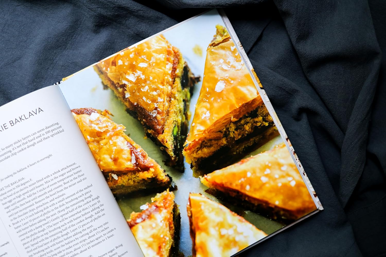 The Chocolate Chip Cookie Book: Classic, Creative, and Must-Try Recipes for Every Kitchen (The Baking Cookbook for Cookie Lovers) – The Perfect Cozy Gift for Bakers and Cookie Enthusiasts - Image 7