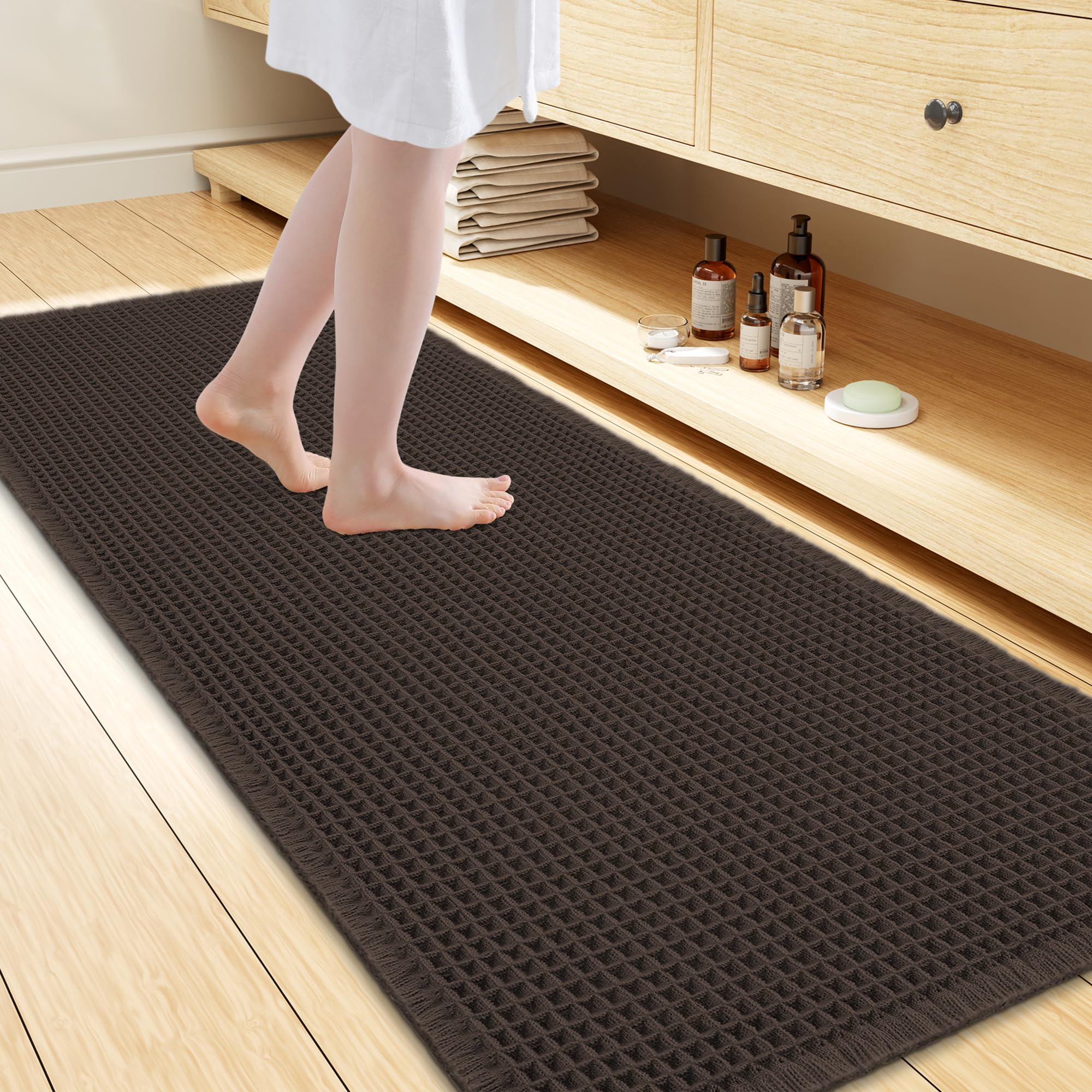 Smiry Waffle Bath Mat 47X24, Extra Soft Absorbent Bathroom Rugs, Chocolate